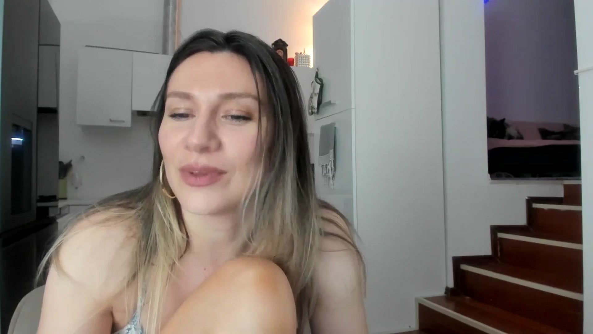 Gallery image thumbnail from ItsEvie's myfreecams stream on, 01/27/2025, 04:22 image 9 of 20