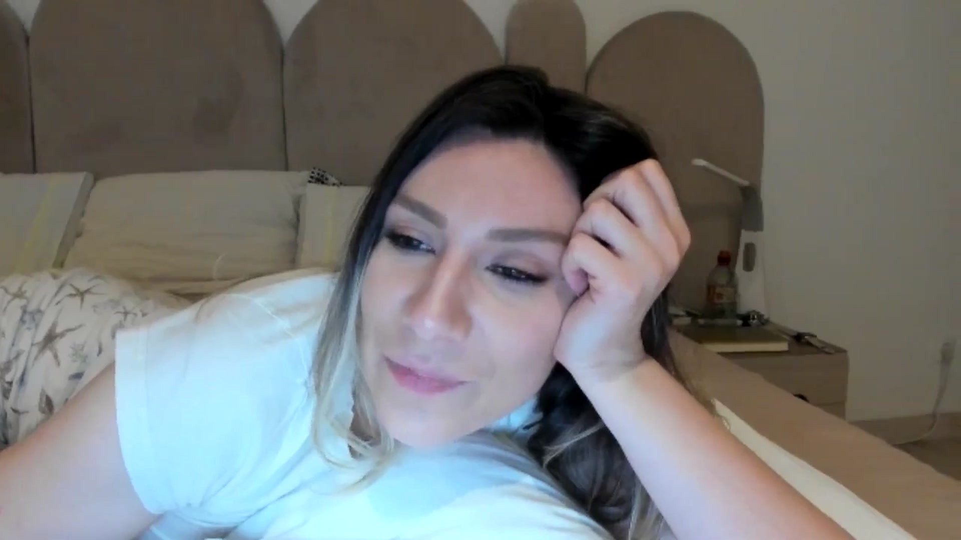Gallery image thumbnail from ItsEvie's myfreecams stream on, 02/02/2025, 01:19 image 7 of 20