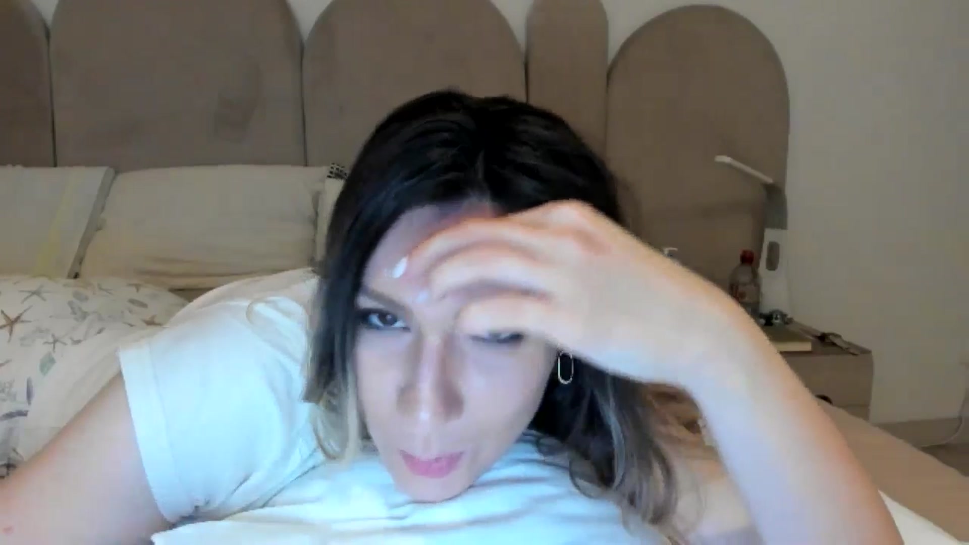 Gallery image thumbnail from ItsEvie's myfreecams stream on, 02/02/2025, 01:19 image 15 of 20