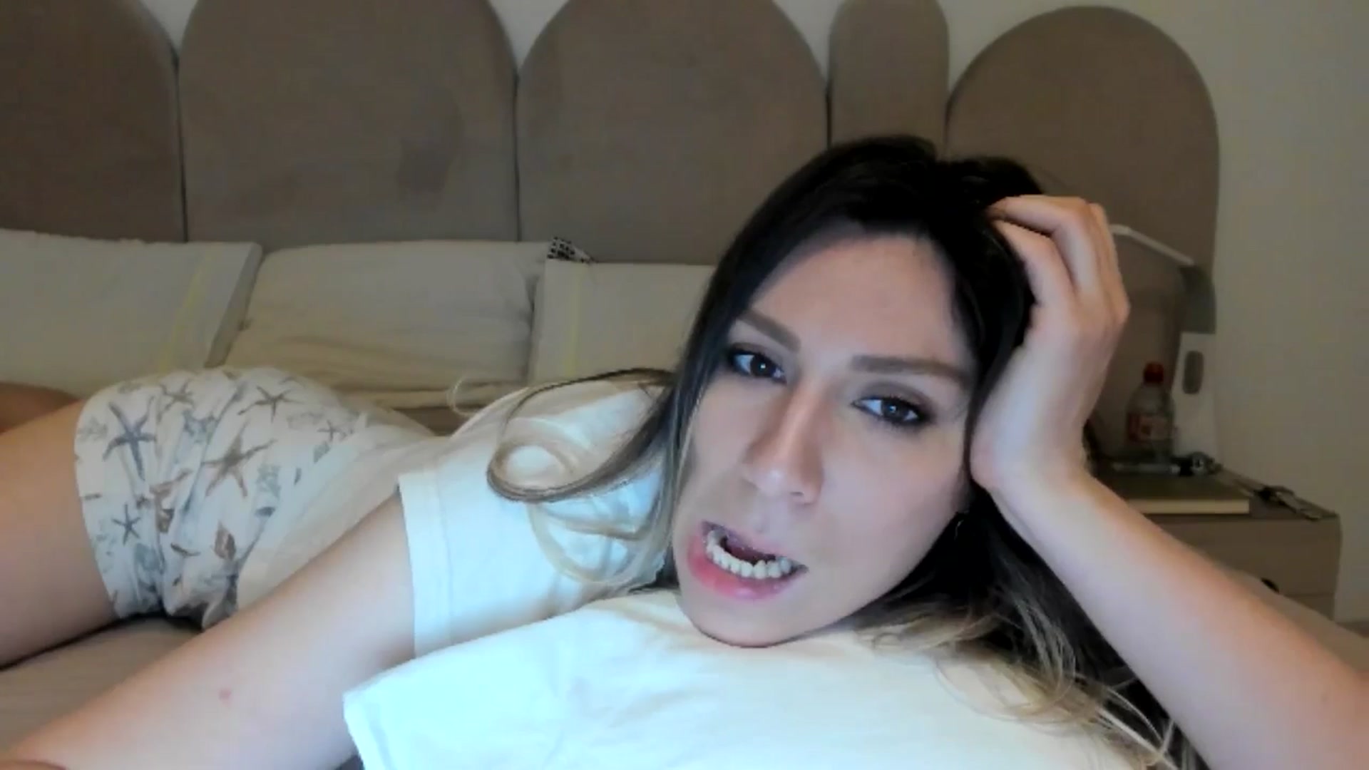 Gallery image thumbnail from ItsEvie's myfreecams stream on, 02/02/2025, 01:19 image 2 of 20
