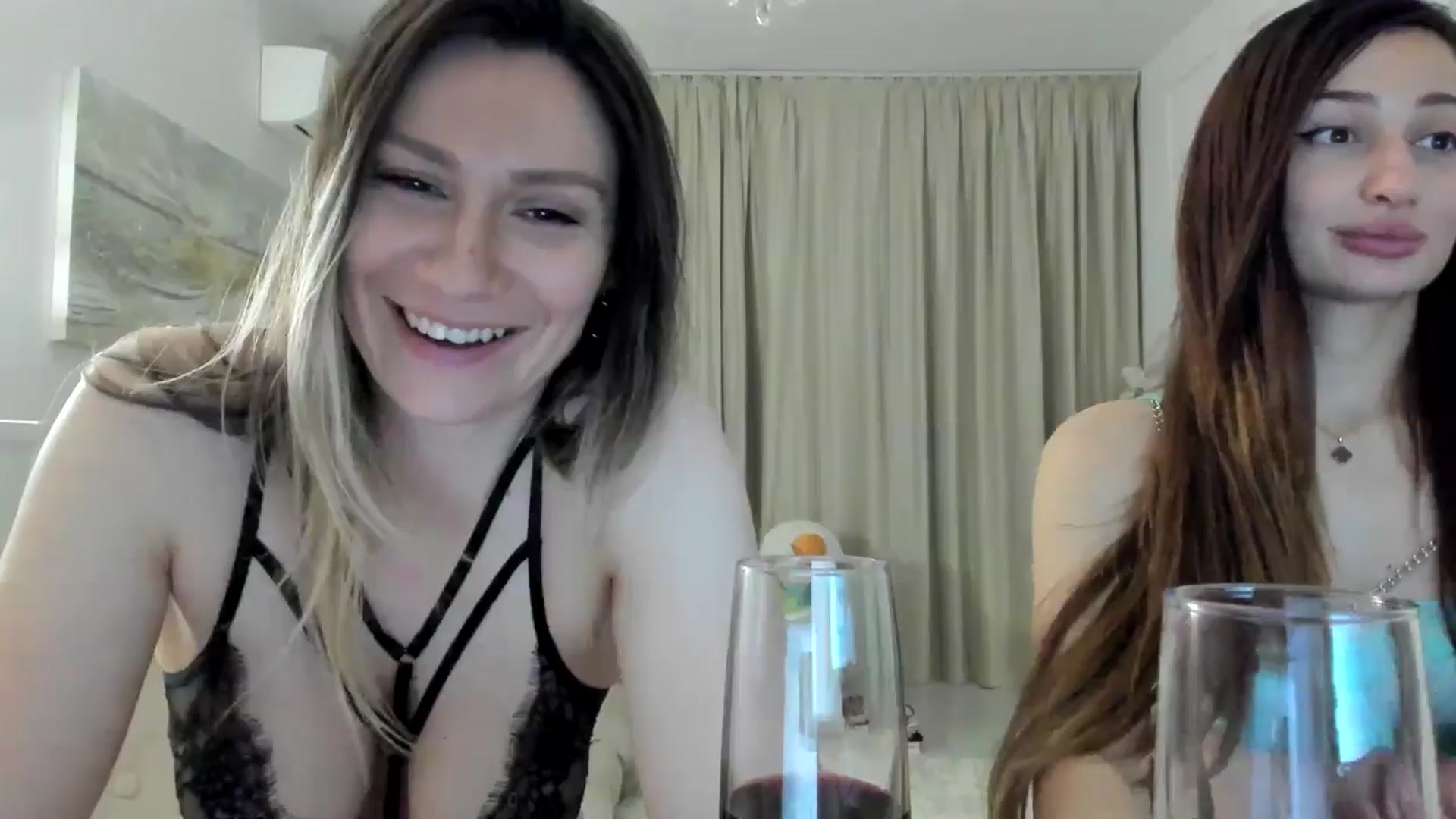 Gallery image thumbnail from ItsEvie's myfreecams stream on, 02/08/2025, 01:33 image 5 of 20
