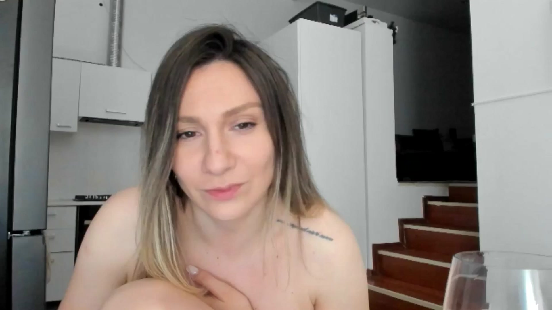 Gallery image thumbnail from ItsEvie's myfreecams stream on, 02/08/2025, 03:06 image 5 of 20