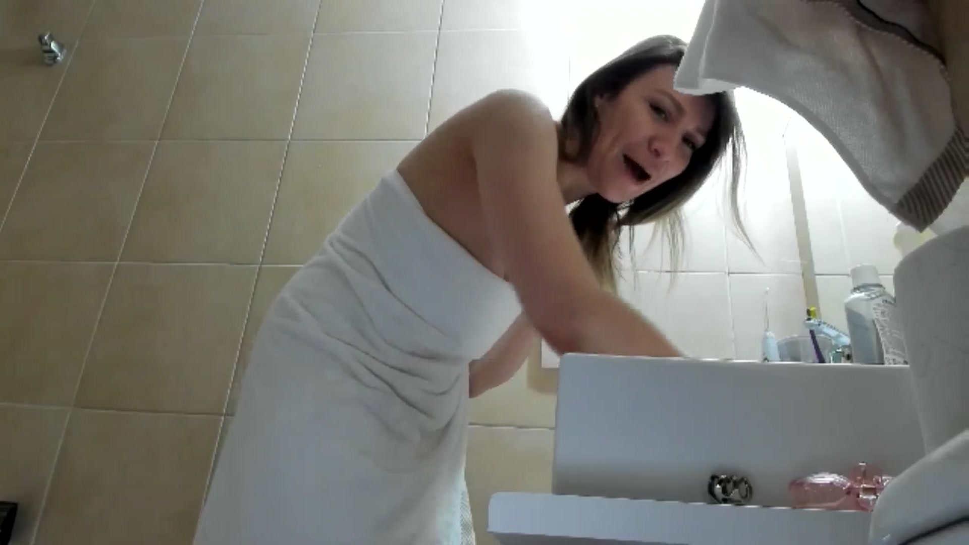 Gallery image thumbnail from ItsEvie's myfreecams stream on, 02/08/2025, 04:17 image 14 of 20