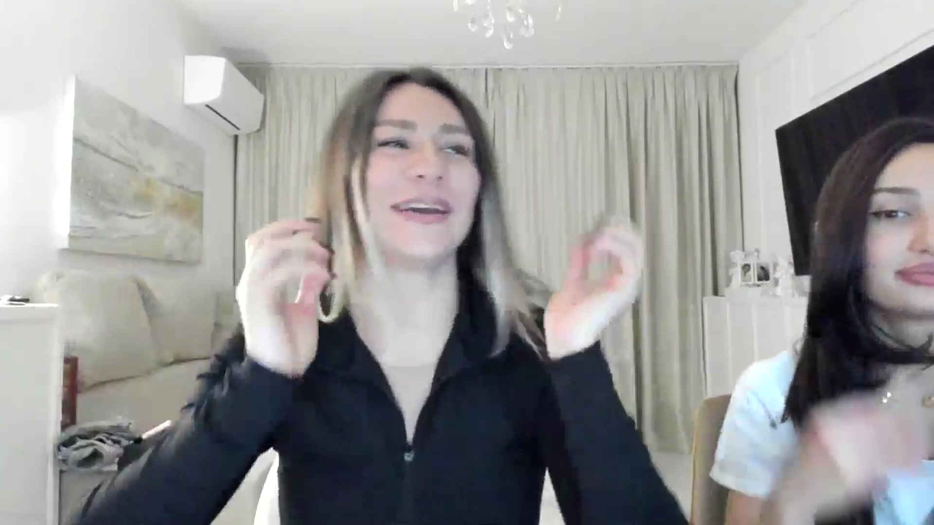 Gallery image thumbnail from ItsEvie's myfreecams stream on, 02/14/2025, 01:31 image 3 of 20