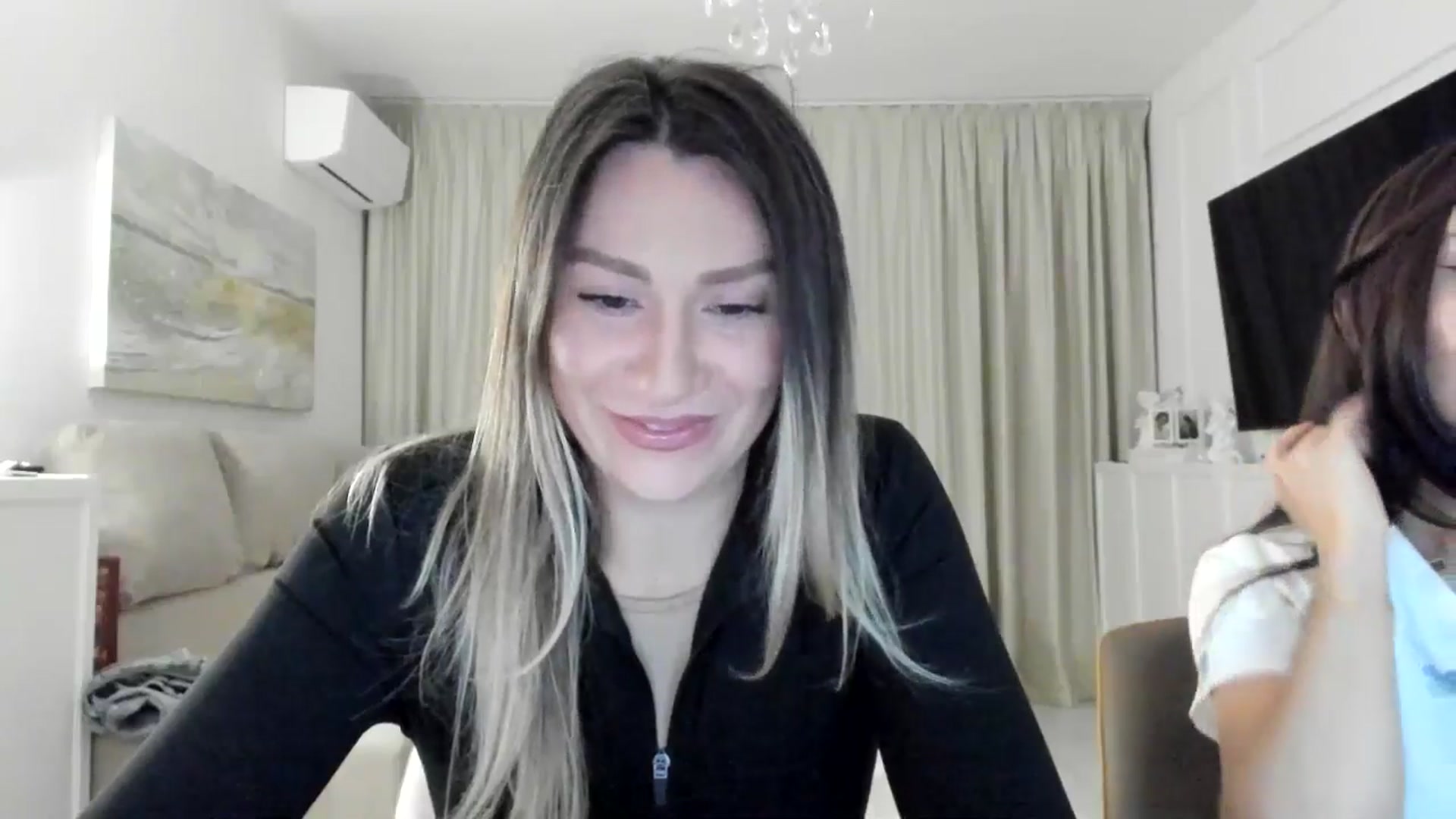 Gallery image thumbnail from ItsEvie's myfreecams stream on, 02/14/2025, 01:31 image 2 of 20