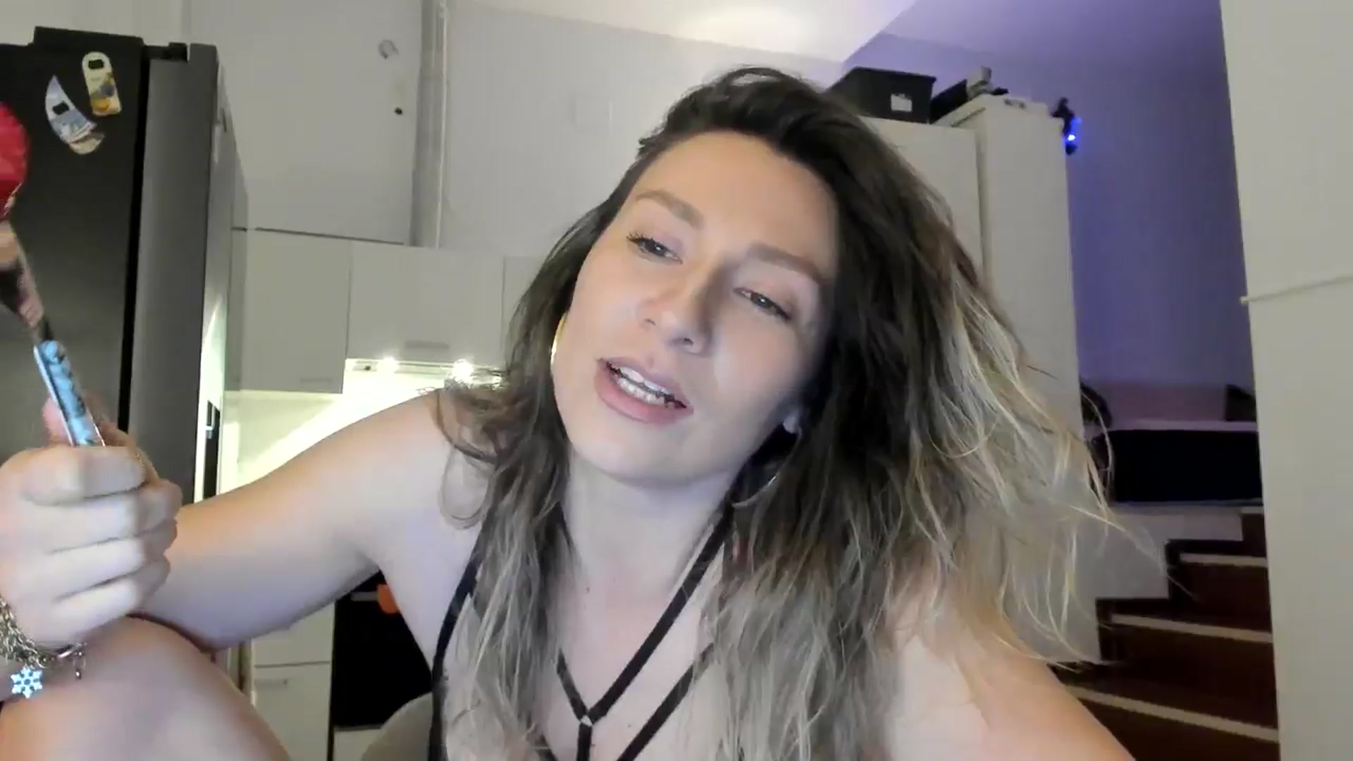 Gallery image thumbnail from ItsEvie's myfreecams stream on, 02/17/2025, 01:51 image 9 of 20
