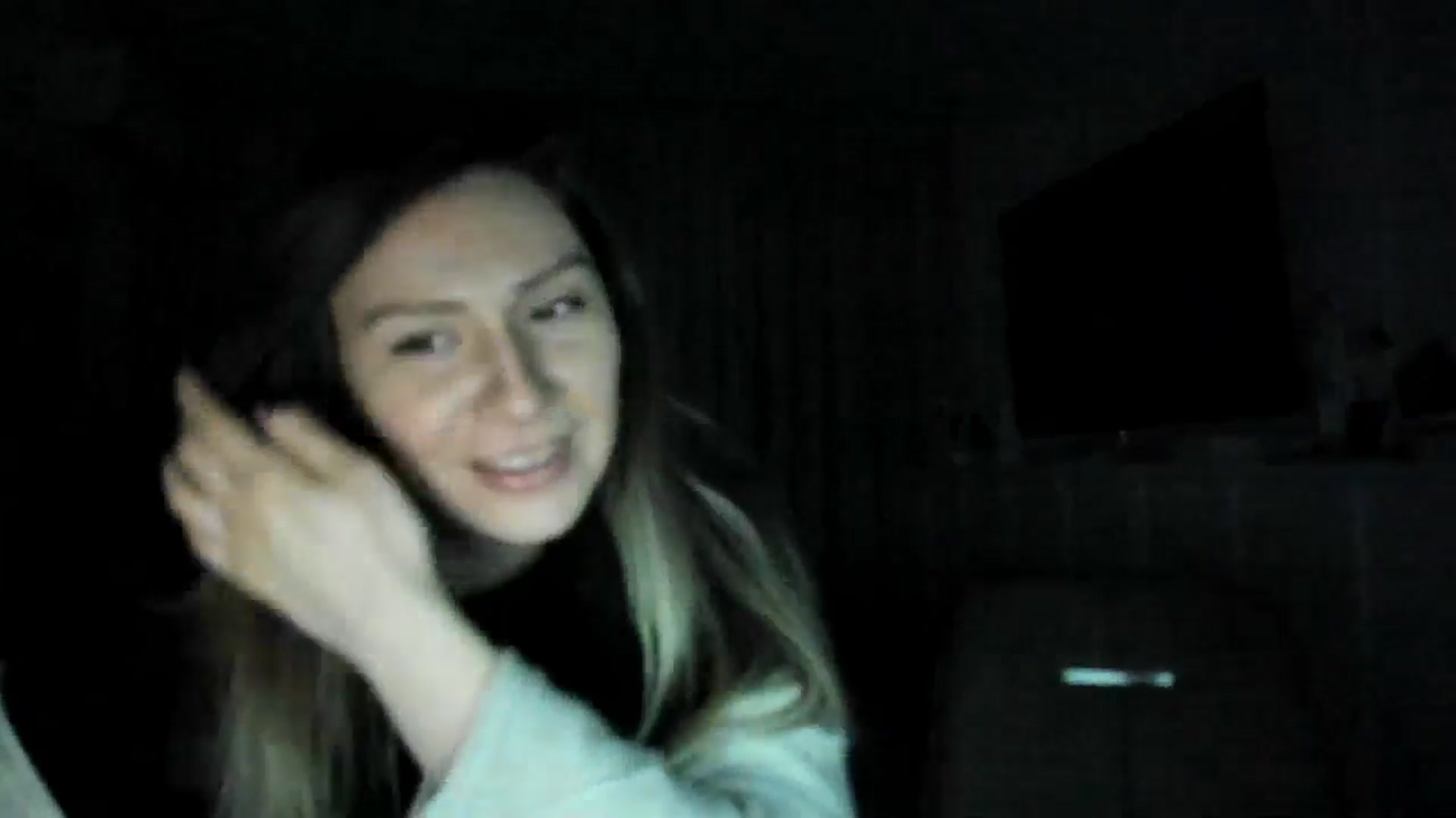 Gallery image thumbnail from ItsEvie's myfreecams stream on, 02/19/2025, 22:57 image 14 of 20