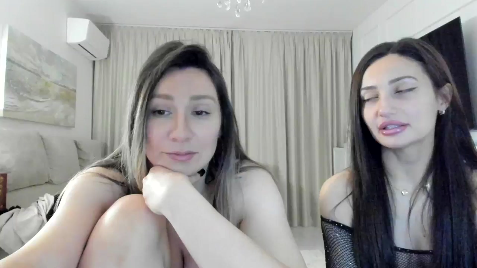 Gallery image thumbnail from ItsEvie's myfreecams stream on, 02/20/2025, 24:41 image 3 of 20