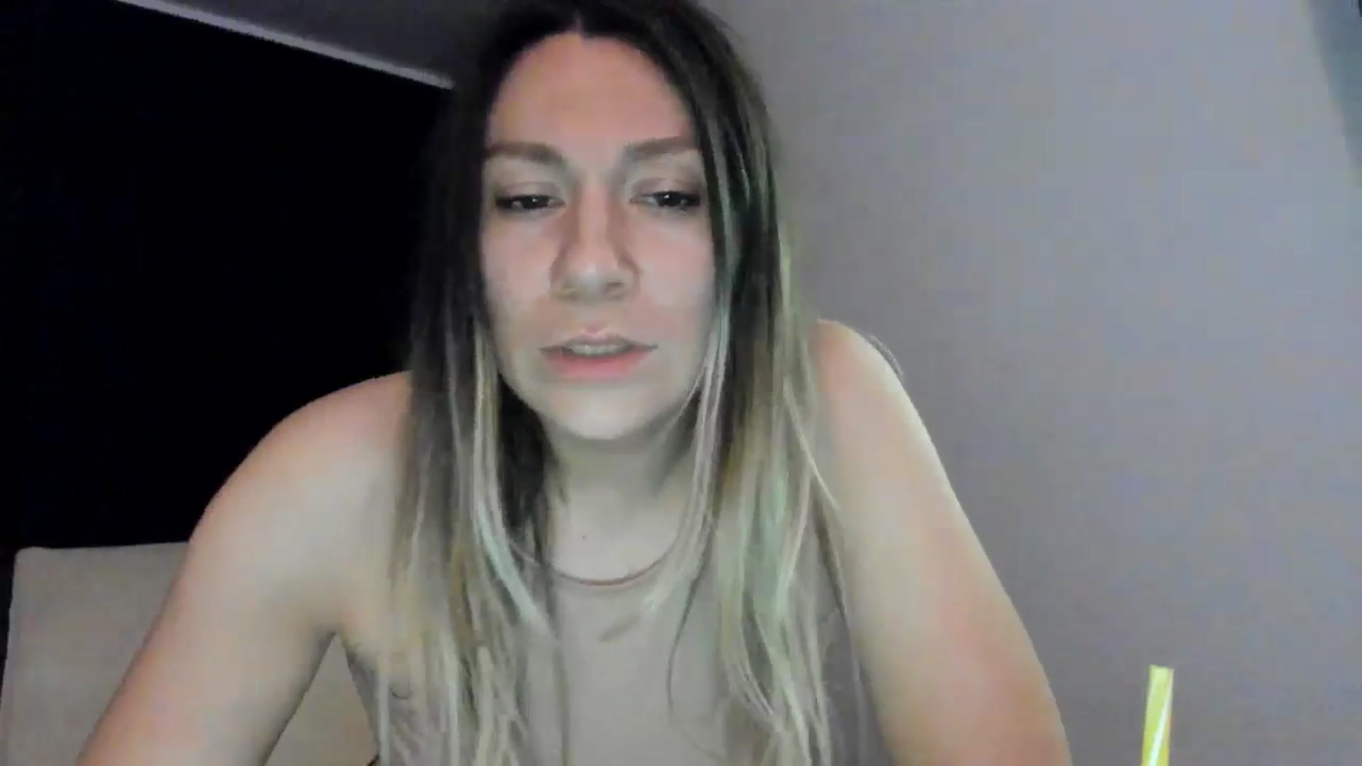 Gallery image thumbnail from ItsEvie's myfreecams stream on, 02/23/2025, 01:14 image 12 of 20