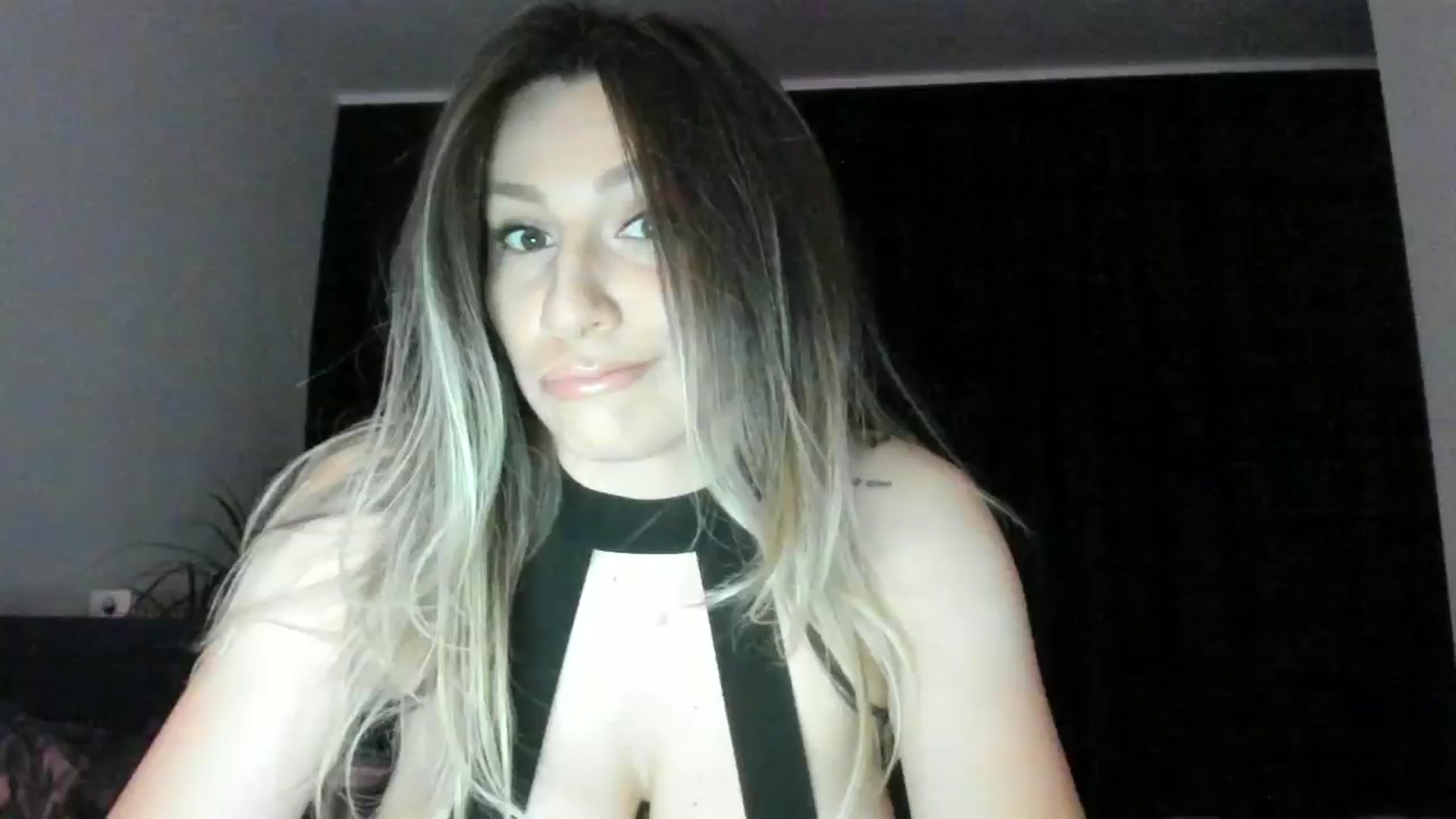 Gallery image thumbnail from ItsEvie's myfreecams stream on, 02/26/2025, 23:01 image 14 of 20