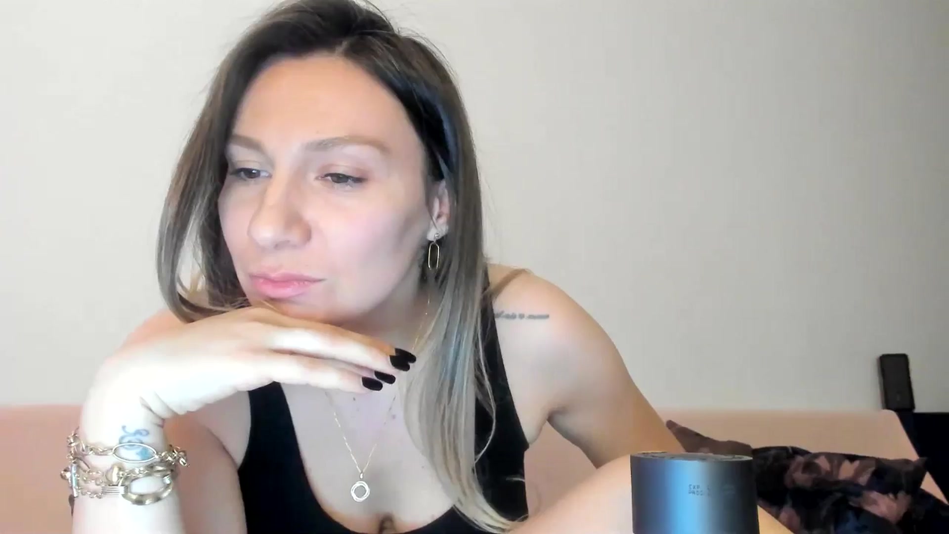 Gallery image thumbnail from ItsEvie's myfreecams stream on, 02/28/2025, 24:53 image 4 of 20