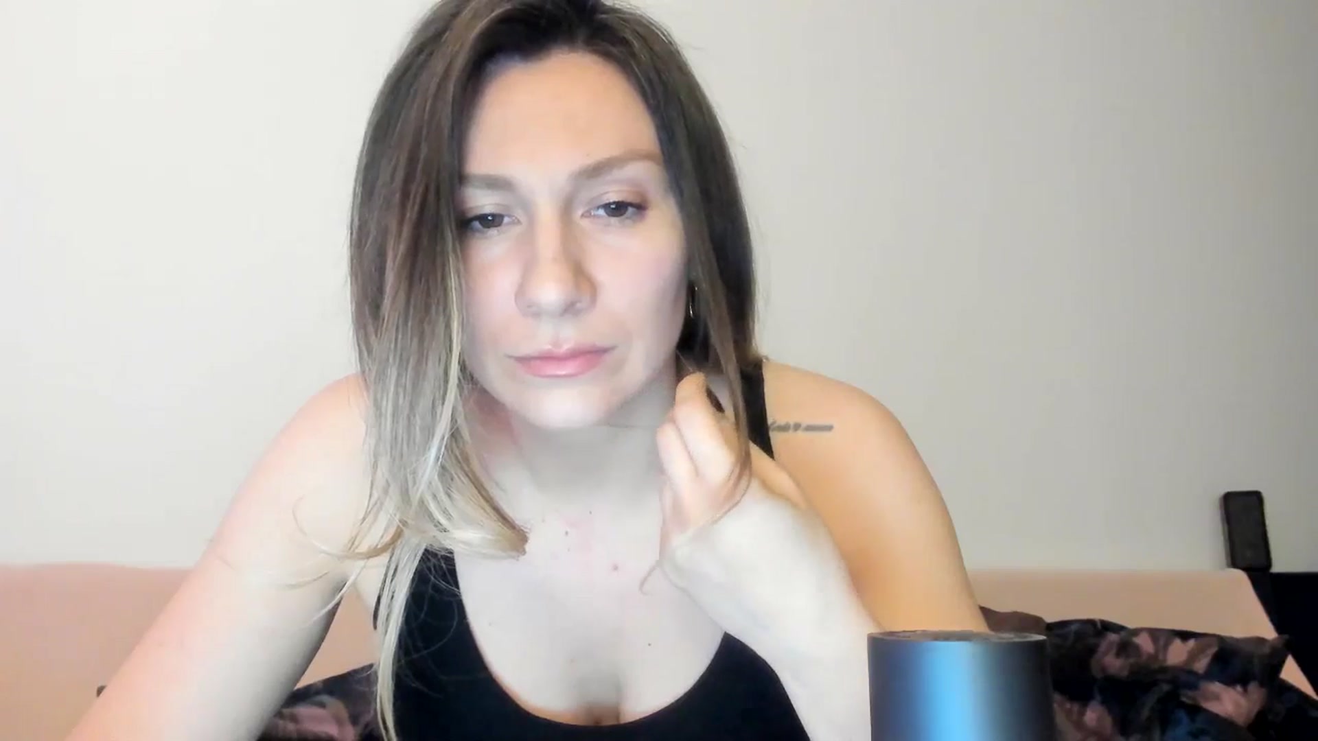 Gallery image thumbnail from ItsEvie's myfreecams stream on, 02/28/2025, 24:53 image 2 of 20