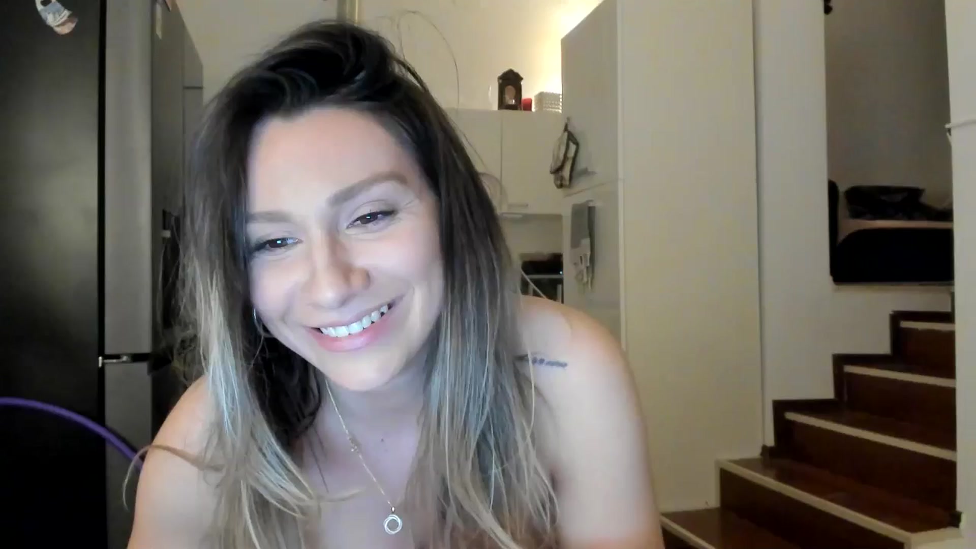 Gallery image thumbnail from ItsEvie's myfreecams stream on, 03/01/2025, 02:05 image 16 of 20