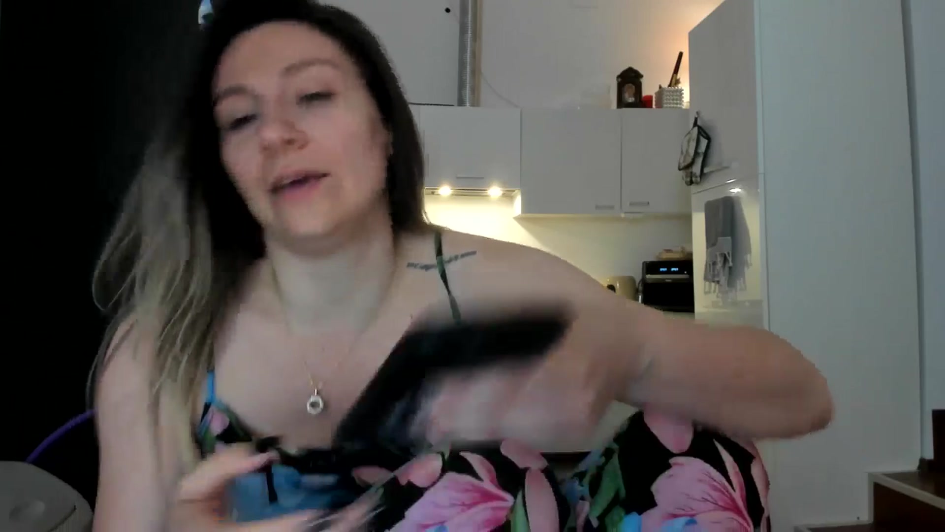 Gallery image thumbnail from ItsEvie's myfreecams stream on, 03/08/2025, 23:34 image 9 of 20