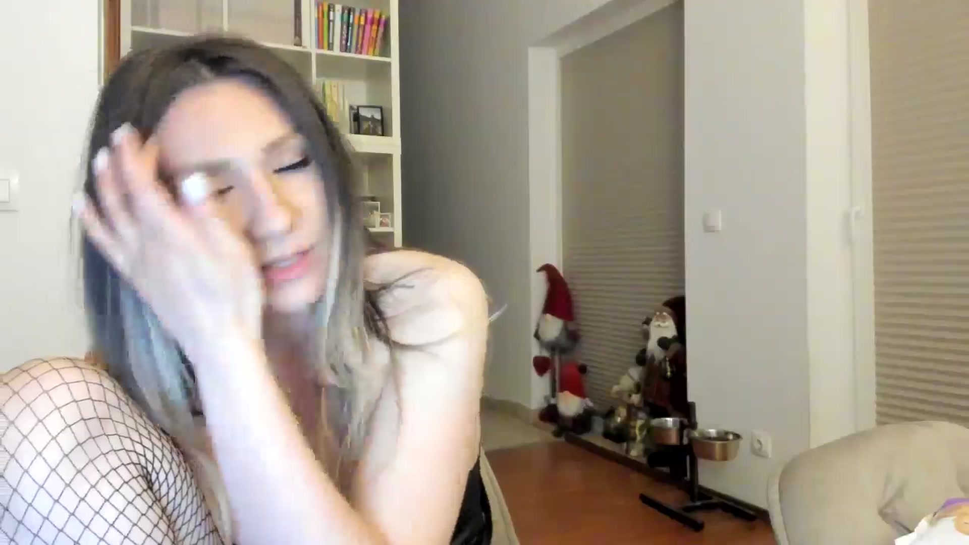 Gallery image thumbnail from ItsEvie's myfreecams stream on, 03/15/2025, 24:20 image 10 of 20