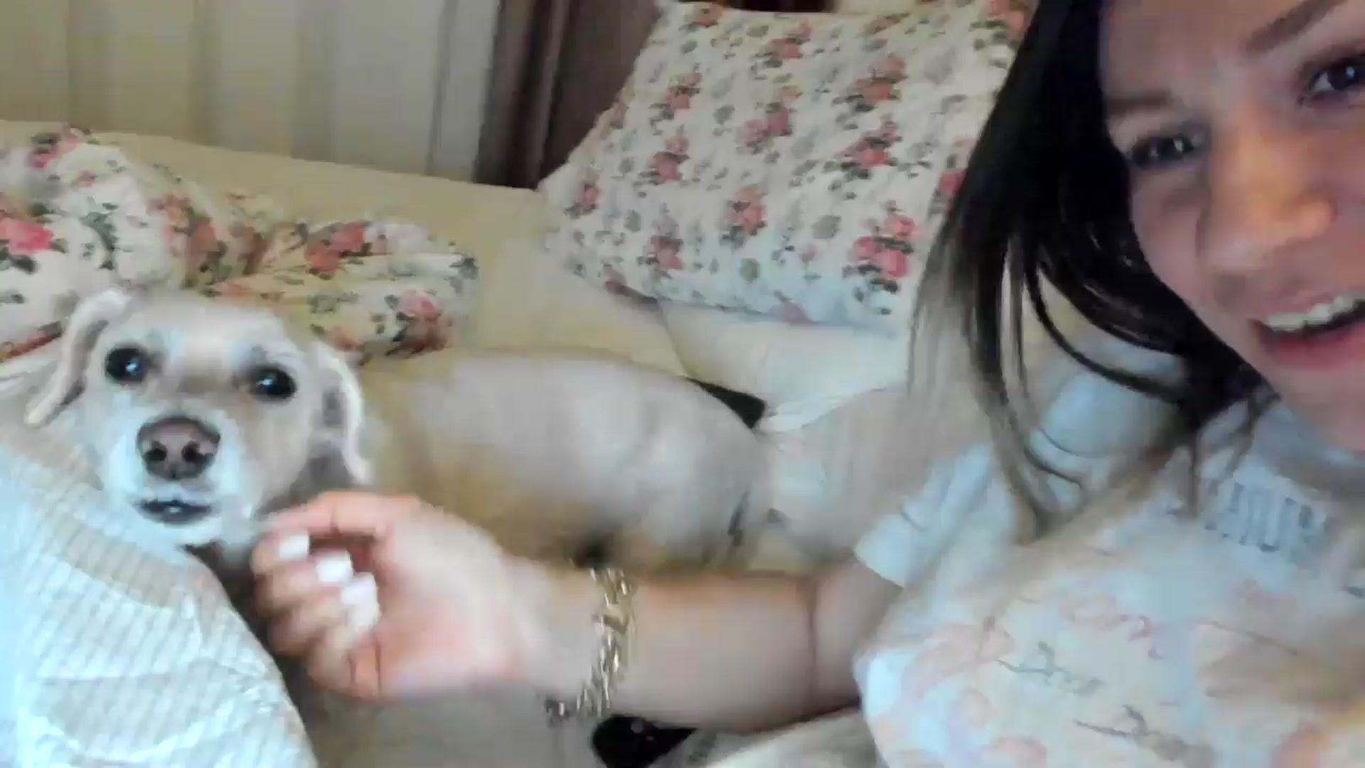 Gallery image thumbnail from ItsEvie's myfreecams stream on, 03/20/2025, 24:03 image 20 of 20
