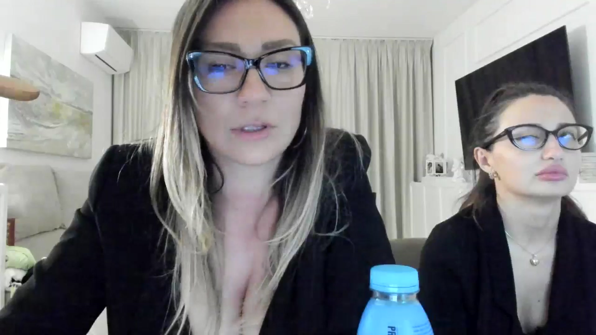Gallery image thumbnail from ItsEvie's myfreecams stream on, 03/23/2025, 24:01 image 20 of 20