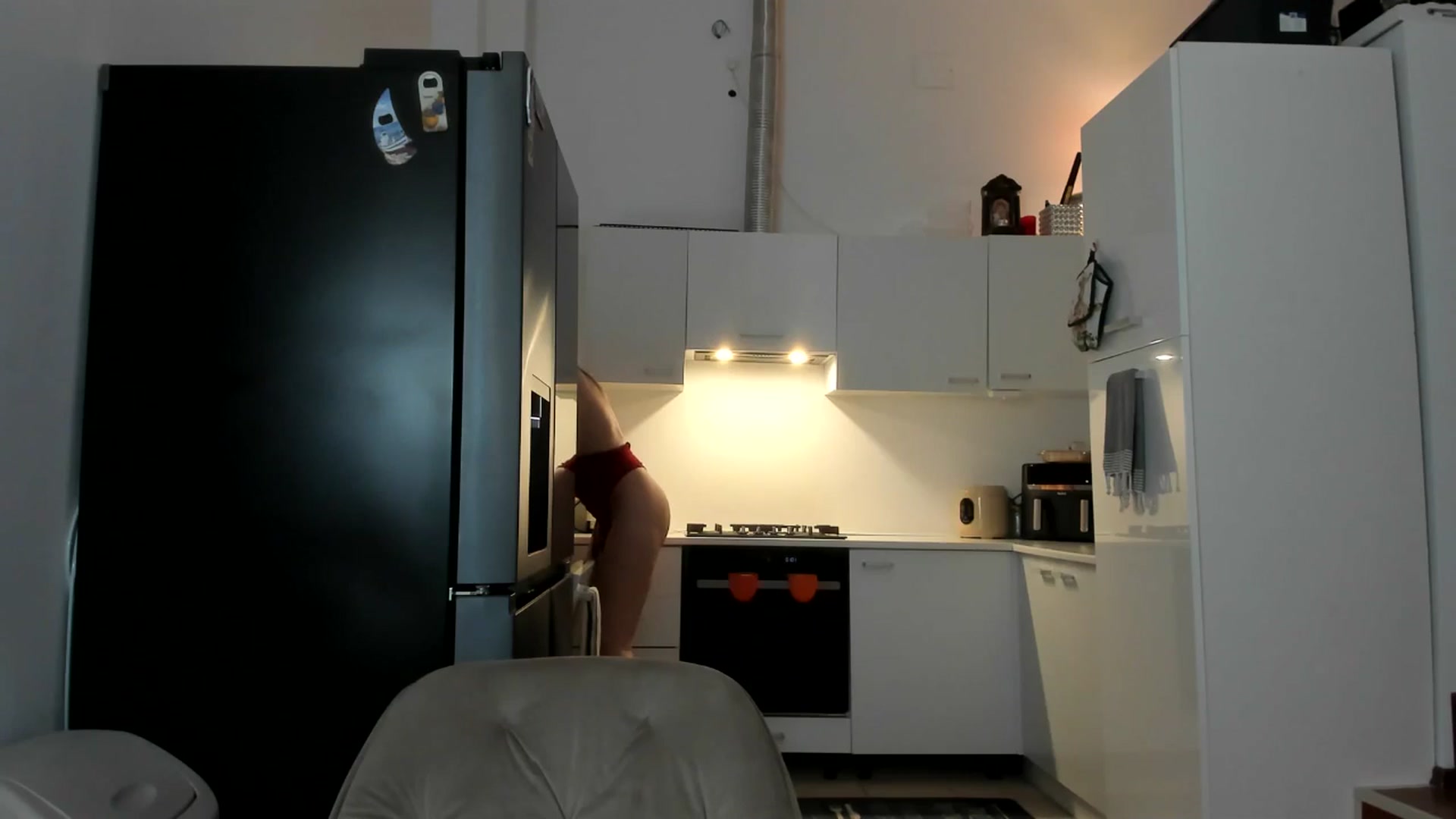 Gallery image thumbnail from ItsEvie's myfreecams stream on, 03/28/2025, 01:04 image 13 of 20