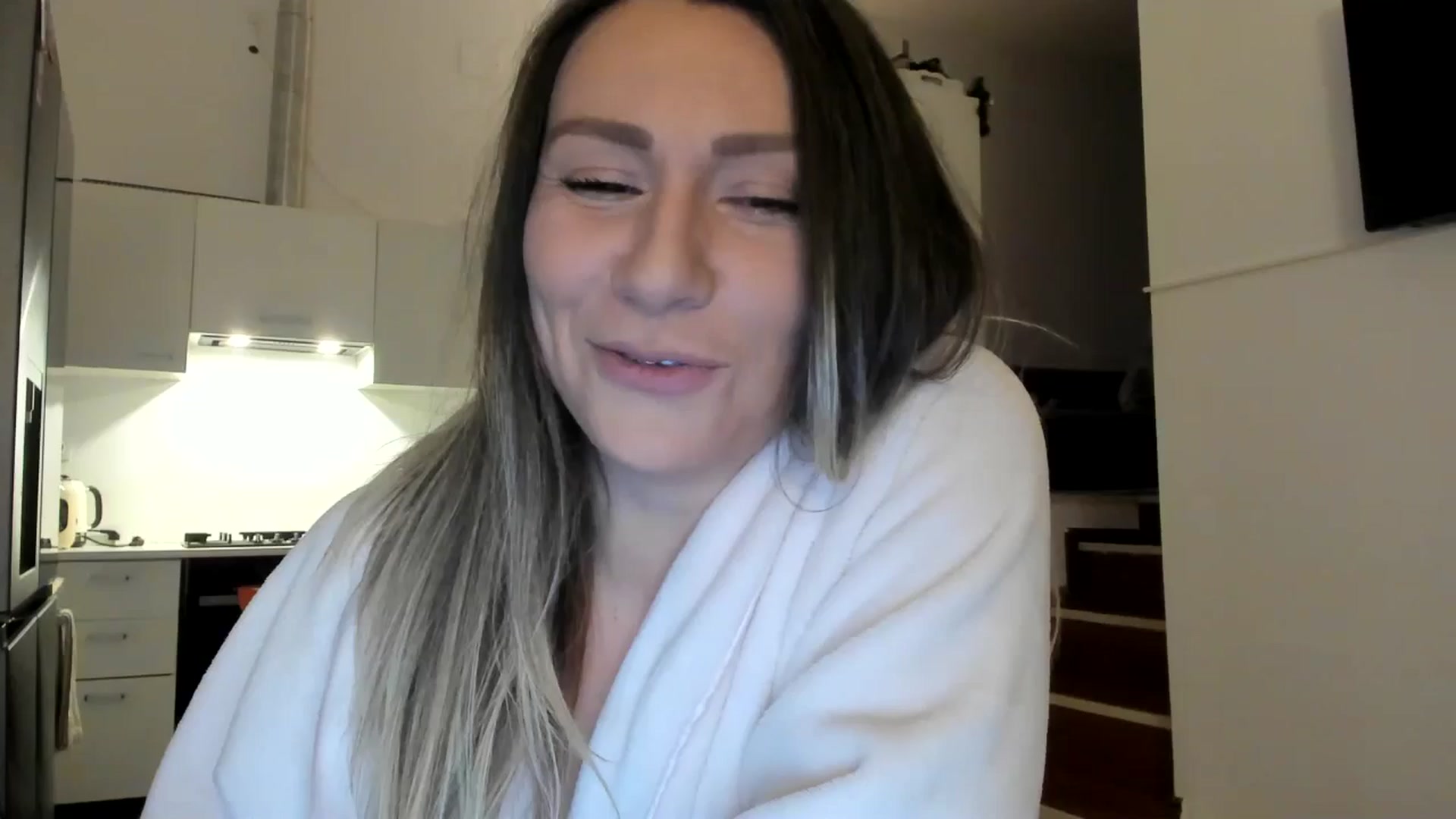Gallery image thumbnail from ItsEvie's myfreecams stream on, 04/10/2025, 23:33 image 20 of 20