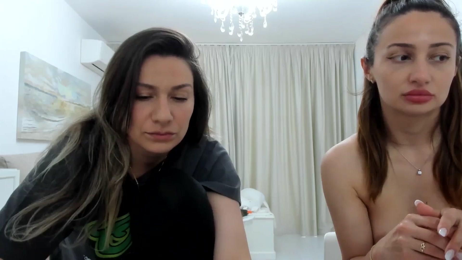Gallery image thumbnail from ItsEvie's myfreecams stream on, 04/25/2025, 16:05 image 11 of 20