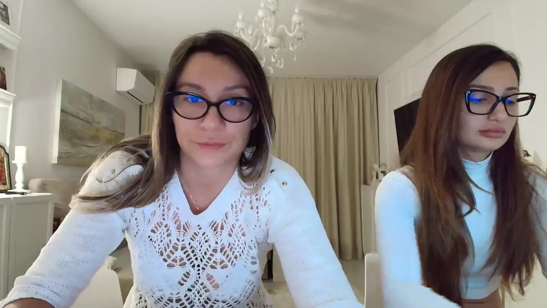Gallery image thumbnail from ItsEvie's myfreecams stream on, 05/11/2025, 23:56 image 4 of 20