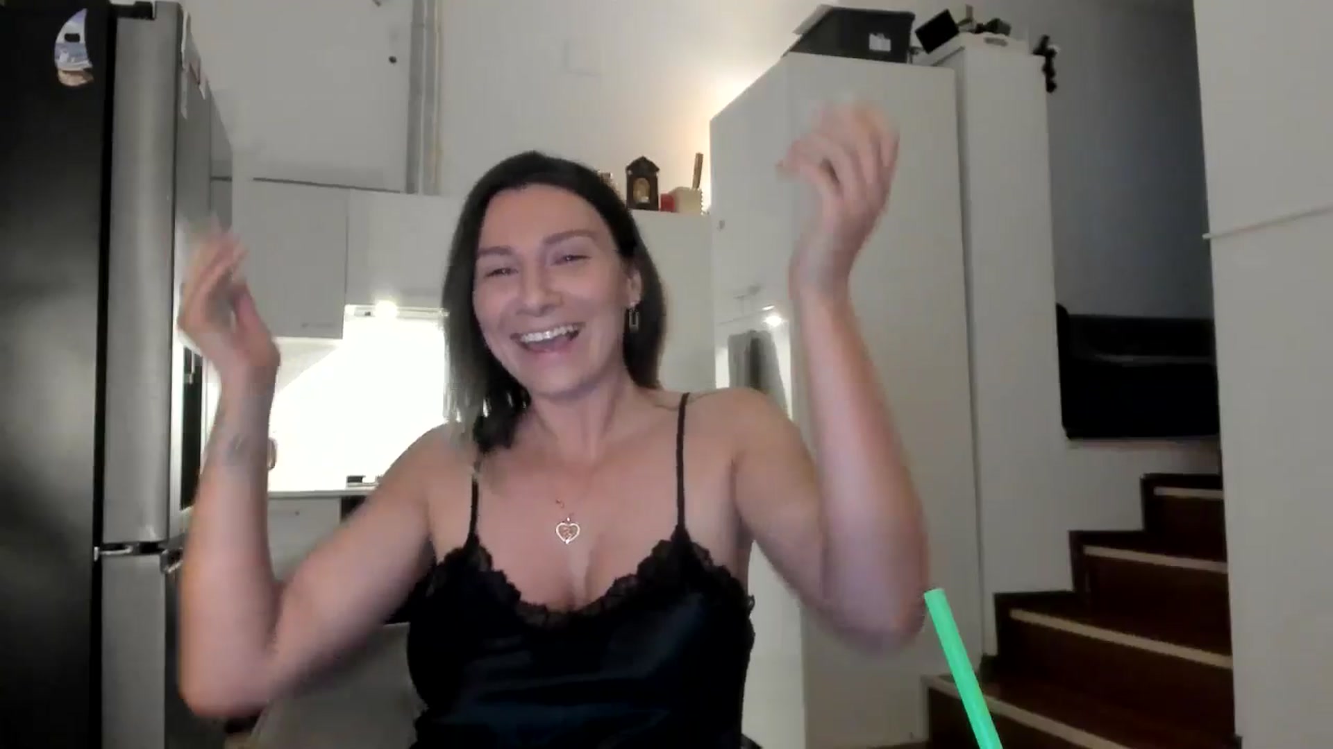 Gallery image thumbnail from ItsEvie's myfreecams stream on, 05/13/2025, 24:58 image 5 of 20