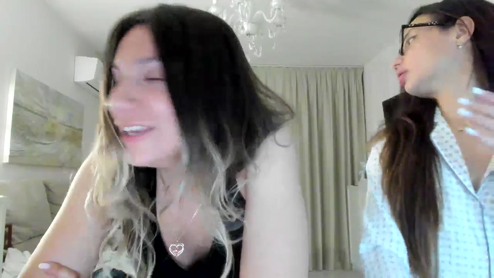 Gallery image thumbnail from ItsEvie's myfreecams stream on, 05/16/2025, 24:51 image 20 of 20