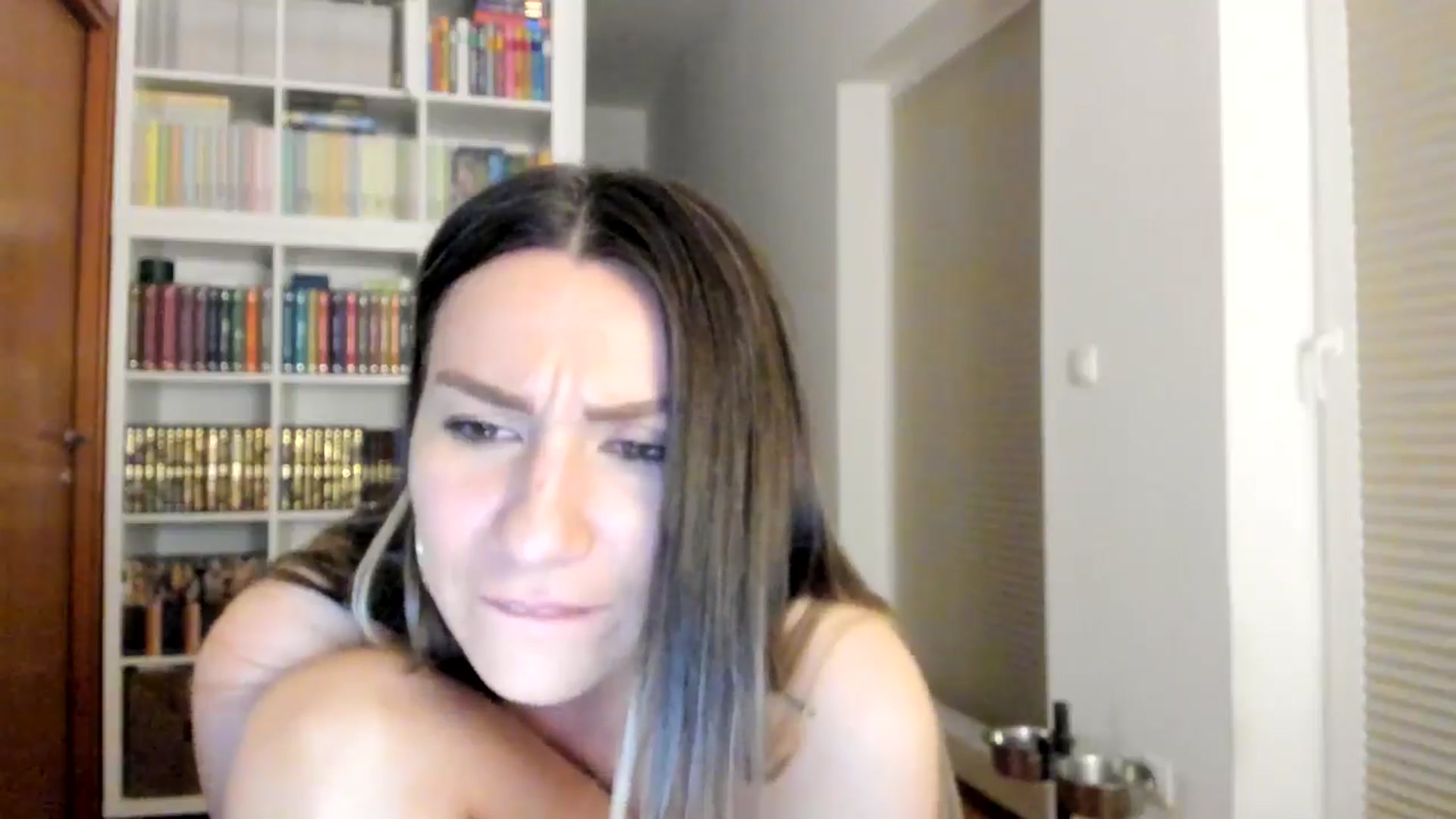 Gallery image thumbnail from ItsEvie's myfreecams stream on, 06/07/2025, 02:31 image 13 of 20