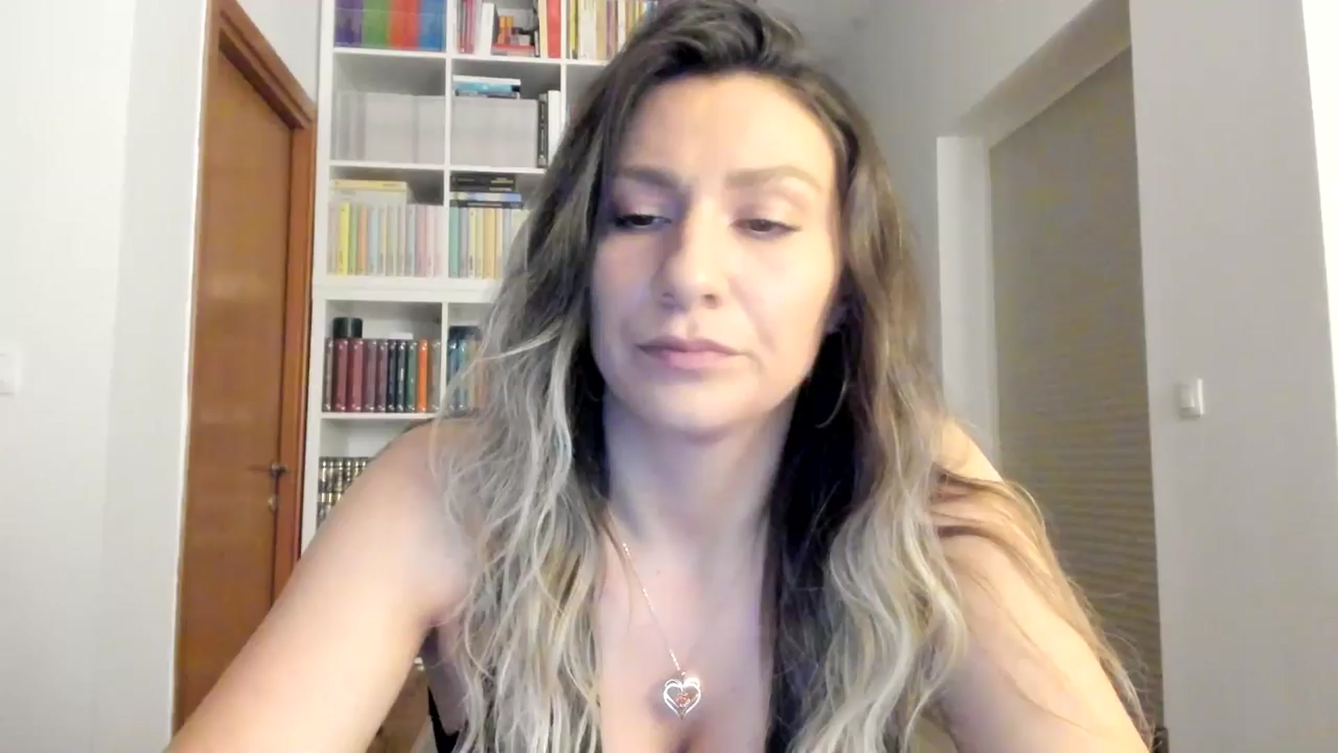 Gallery image thumbnail from ItsEvie's myfreecams stream on, 06/11/2025, 22:51 image 8 of 20