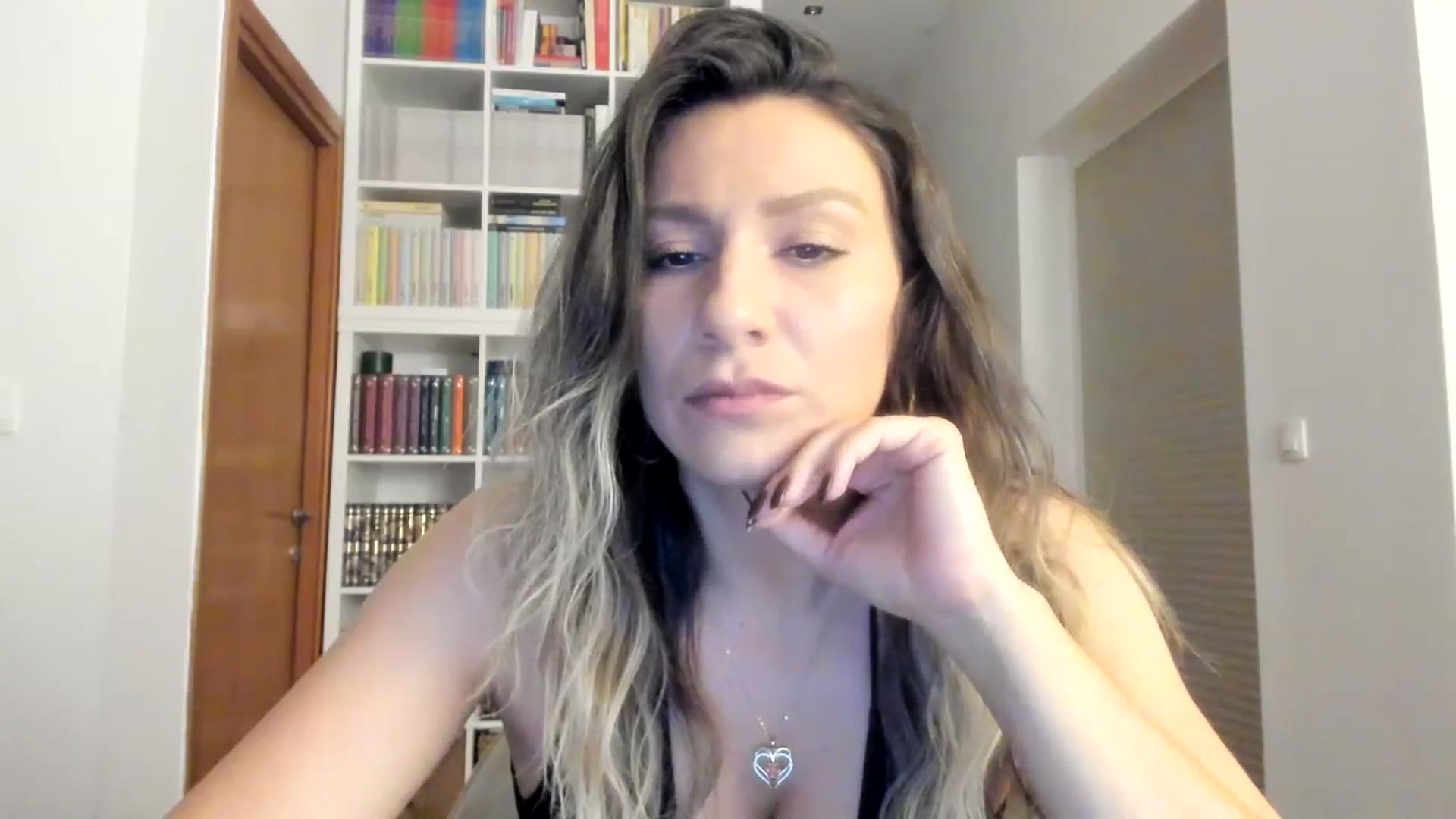 Gallery image thumbnail from ItsEvie's myfreecams stream on, 06/11/2025, 22:51 image 5 of 20