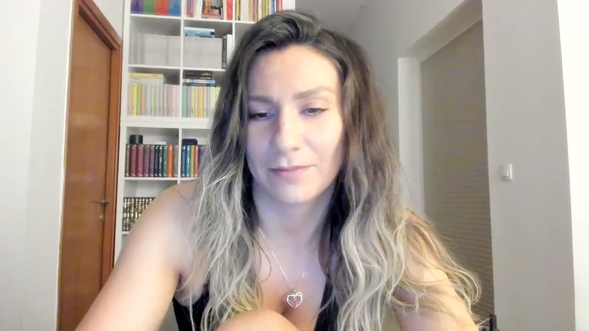 Gallery image thumbnail from ItsEvie's myfreecams stream on, 06/11/2025, 22:51 image 14 of 20