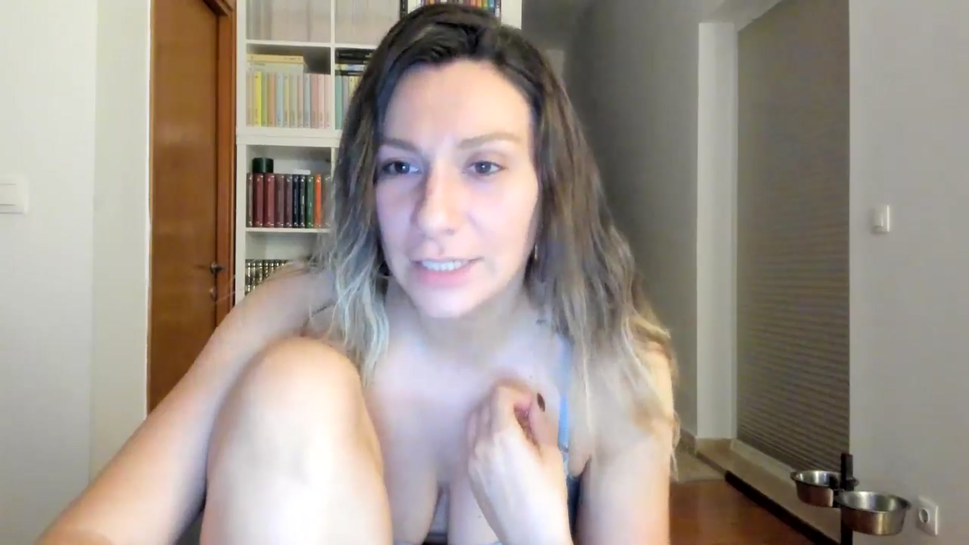 Gallery image thumbnail from ItsEvie's myfreecams stream on, 06/12/2025, 24:01 image 7 of 20