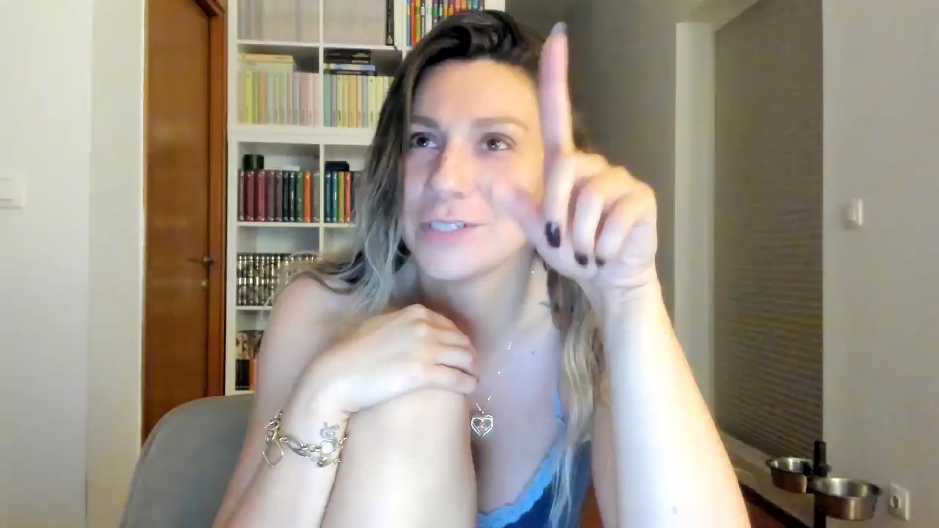 Gallery image thumbnail from ItsEvie's myfreecams stream on, 06/12/2025, 24:01 image 14 of 20