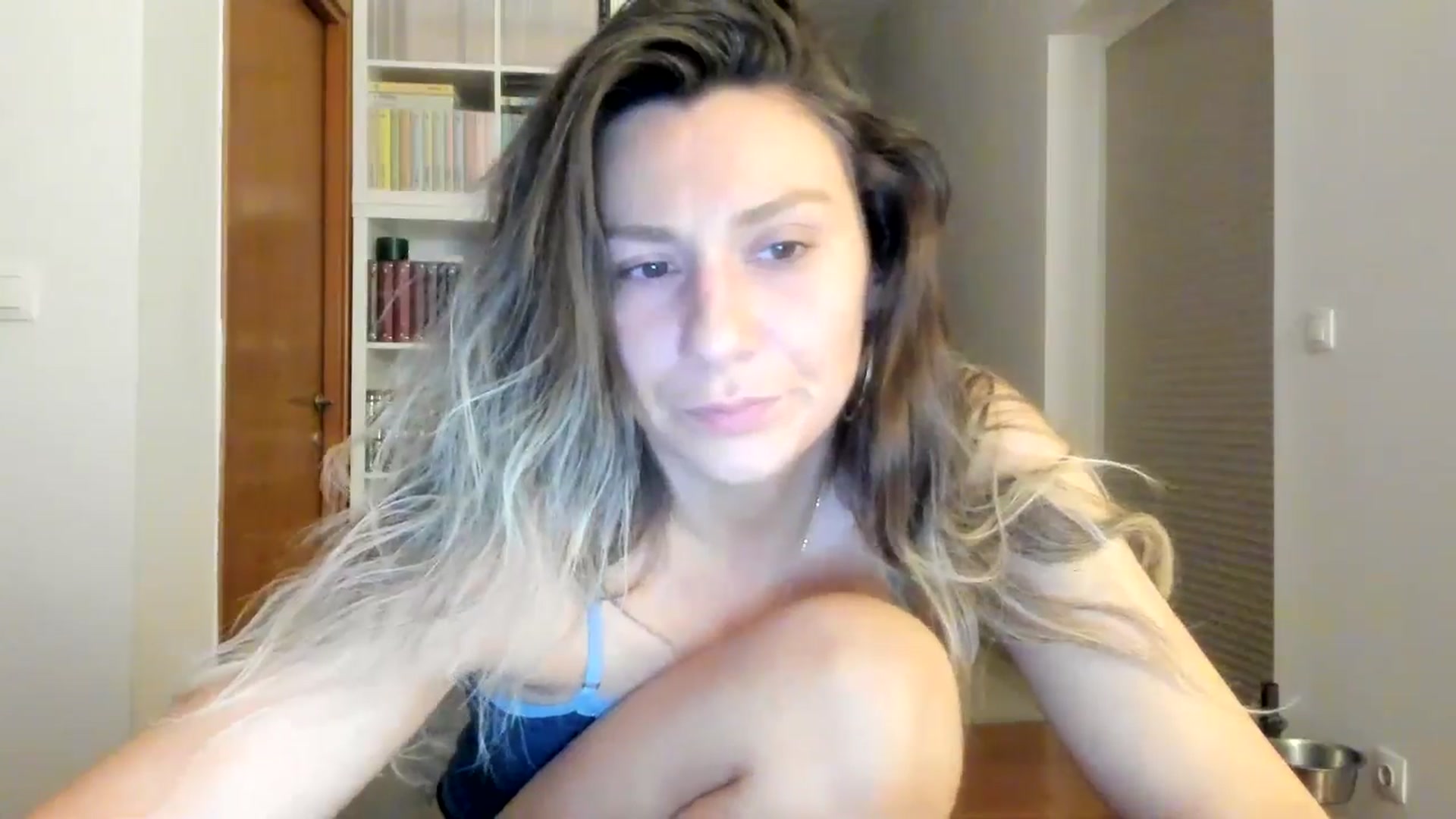 Gallery image thumbnail from ItsEvie's myfreecams stream on, 06/12/2025, 24:01 image 19 of 20
