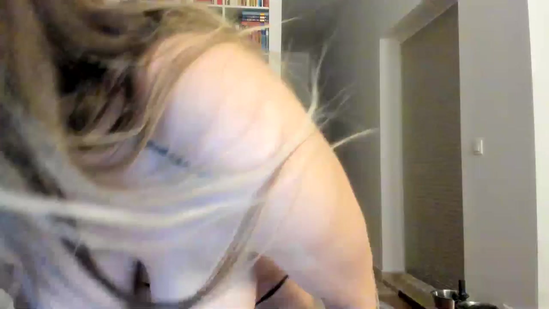 Gallery image thumbnail from ItsEvie's myfreecams stream on, 06/13/2025, 01:09 image 1 of 20