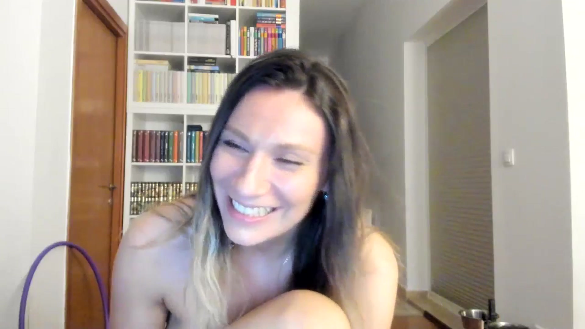 Gallery image thumbnail from ItsEvie's myfreecams stream on, 06/13/2025, 01:09 image 6 of 20