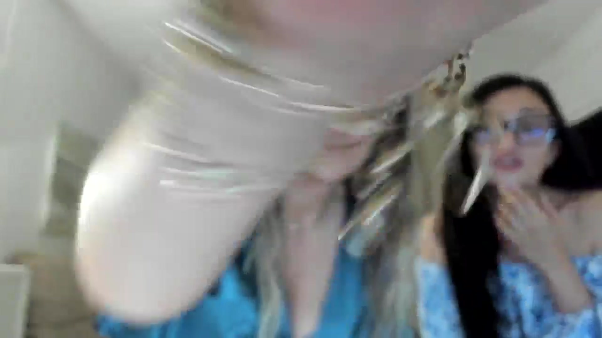 Gallery image thumbnail from ItsEvie's myfreecams stream on, 06/22/2025, 23:26 image 4 of 20
