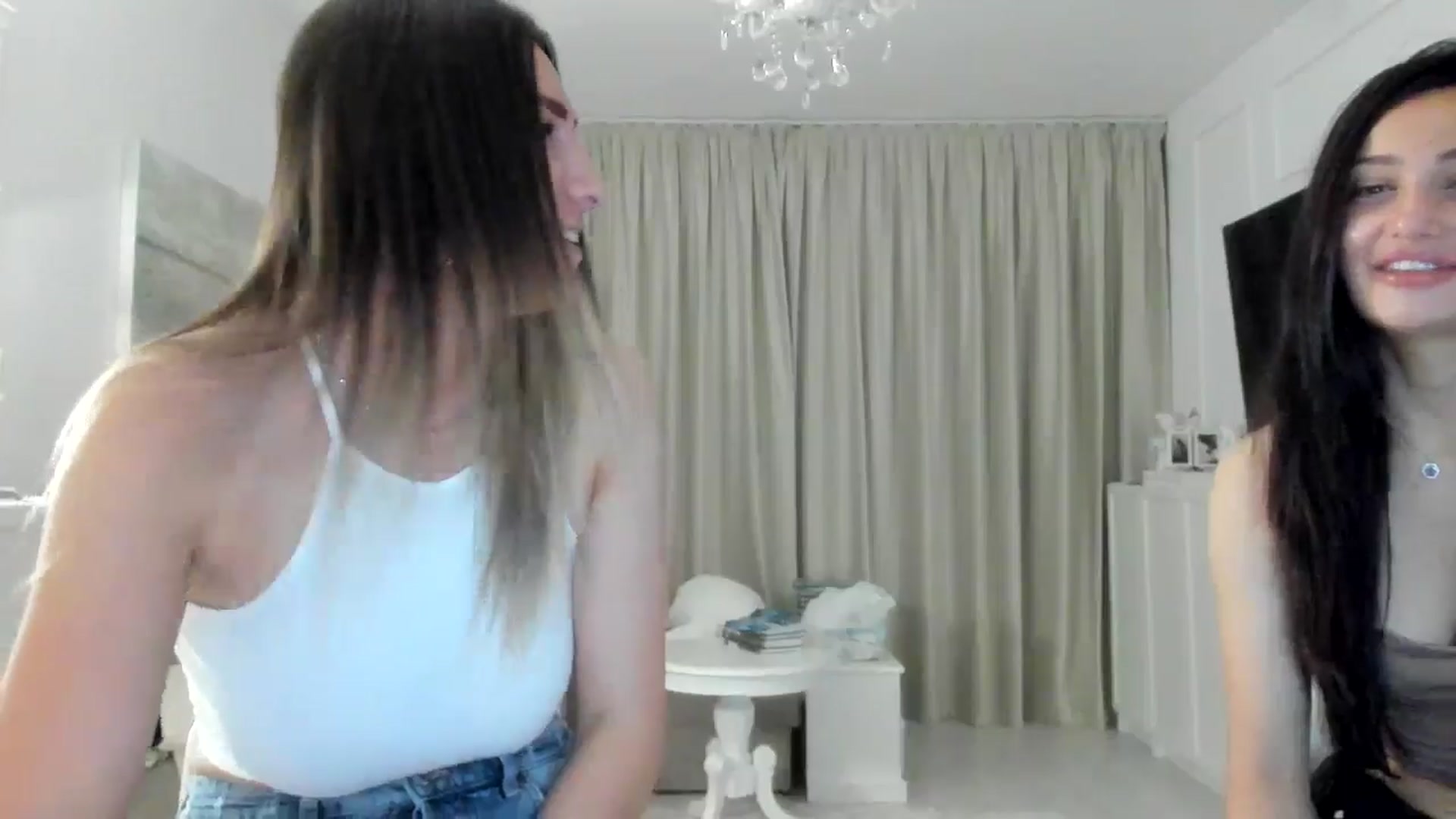 Gallery image thumbnail from ItsEvie's myfreecams stream on, 06/25/2025, 23:14 image 8 of 20