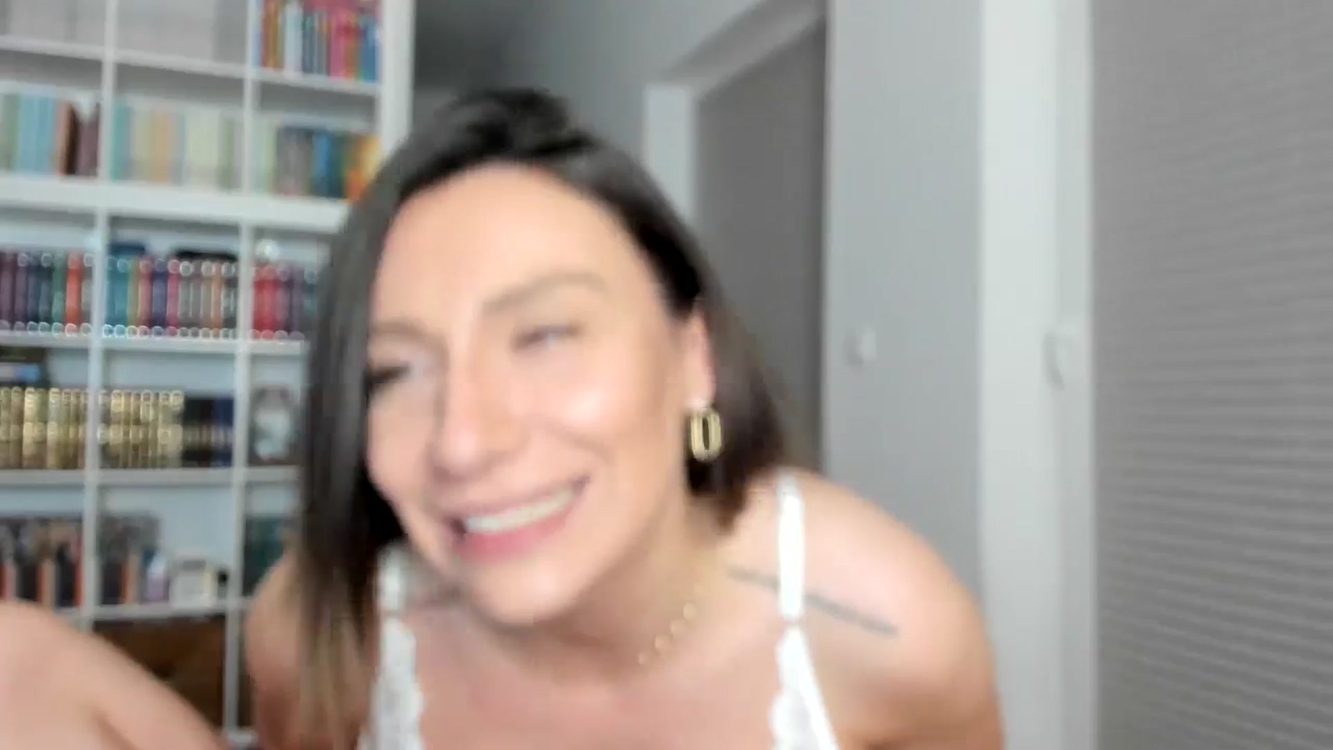 Gallery image thumbnail from ItsEvie's myfreecams stream on, 06/29/2025, 23:59 image 13 of 20