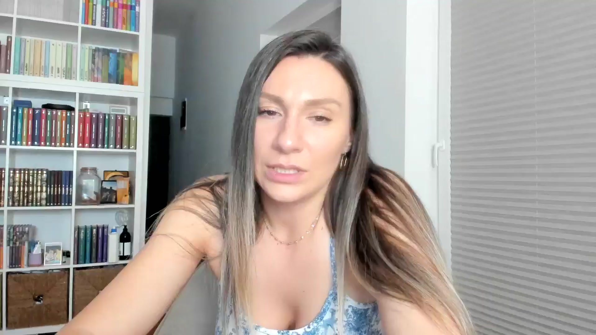 Gallery image thumbnail from ItsEvie's myfreecams stream on, 06/30/2025, 01:45 image 17 of 20