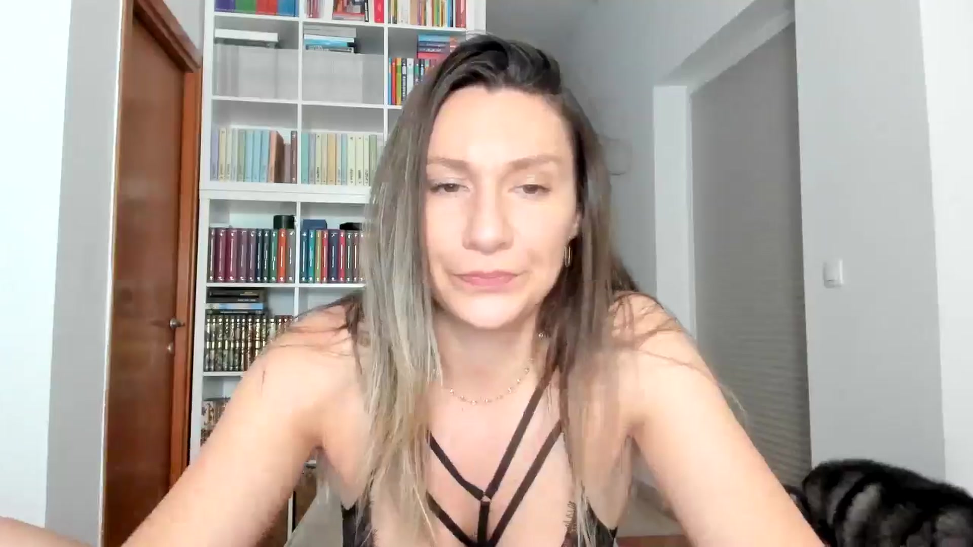 Gallery image thumbnail from ItsEvie's myfreecams stream on, 06/30/2025, 22:57 image 2 of 20