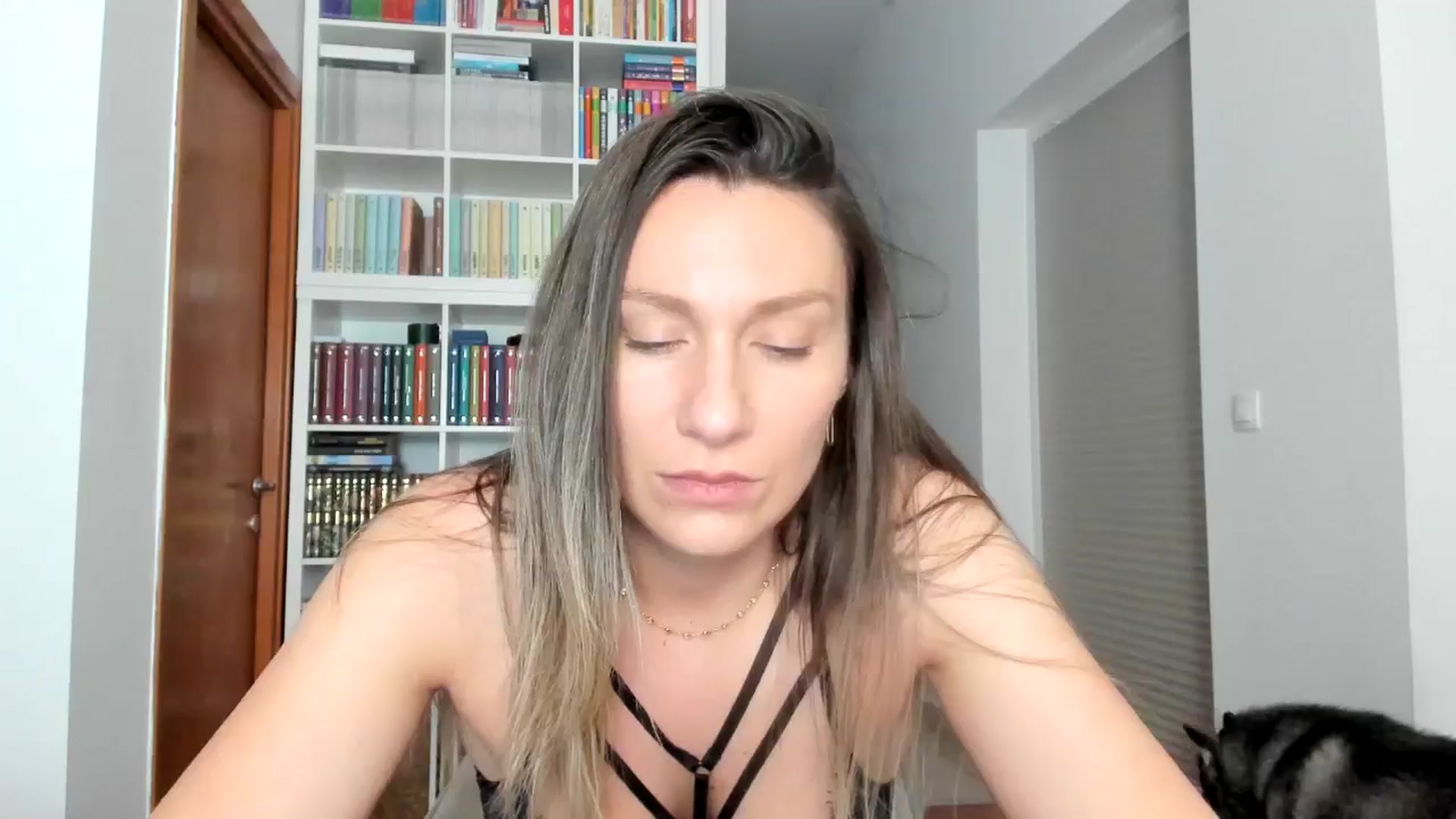 Gallery image thumbnail from ItsEvie's myfreecams stream on, 06/30/2025, 22:57 image 3 of 20