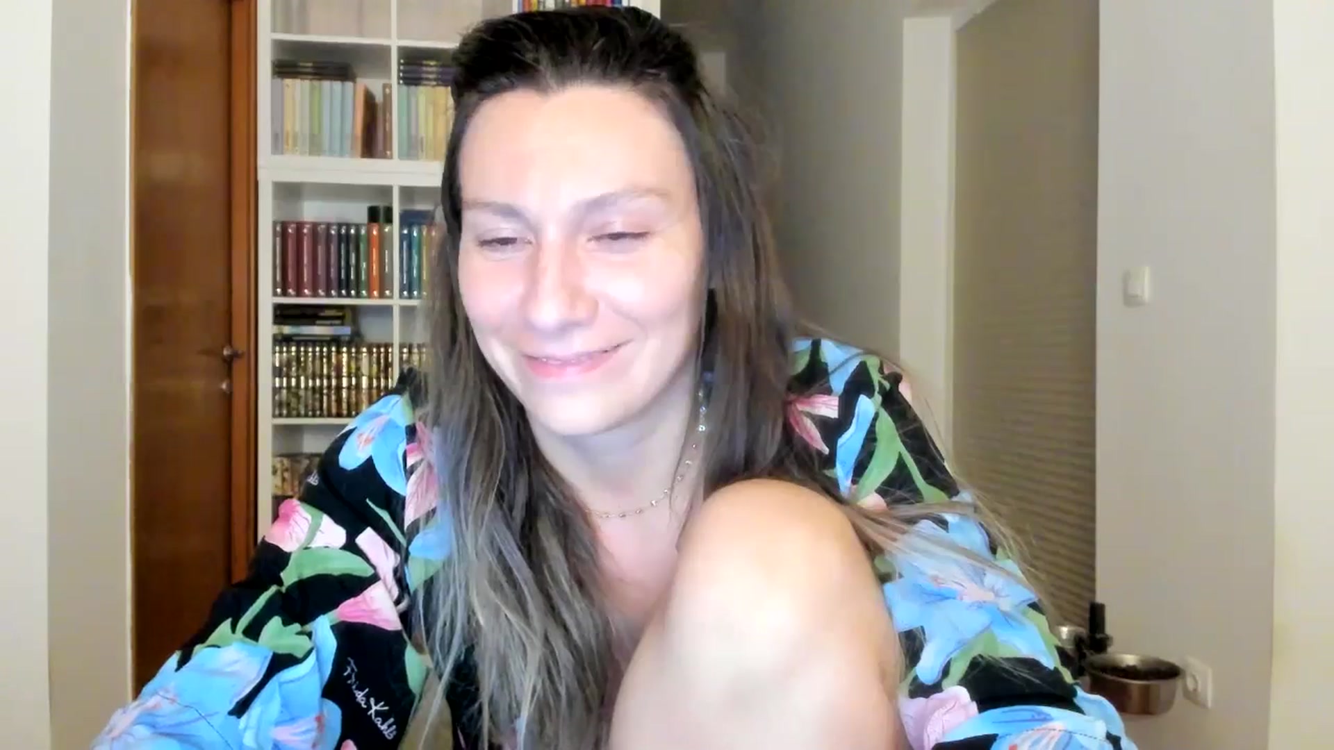 Gallery image thumbnail from ItsEvie's myfreecams stream on, 07/07/2025, 23:04 image 15 of 20