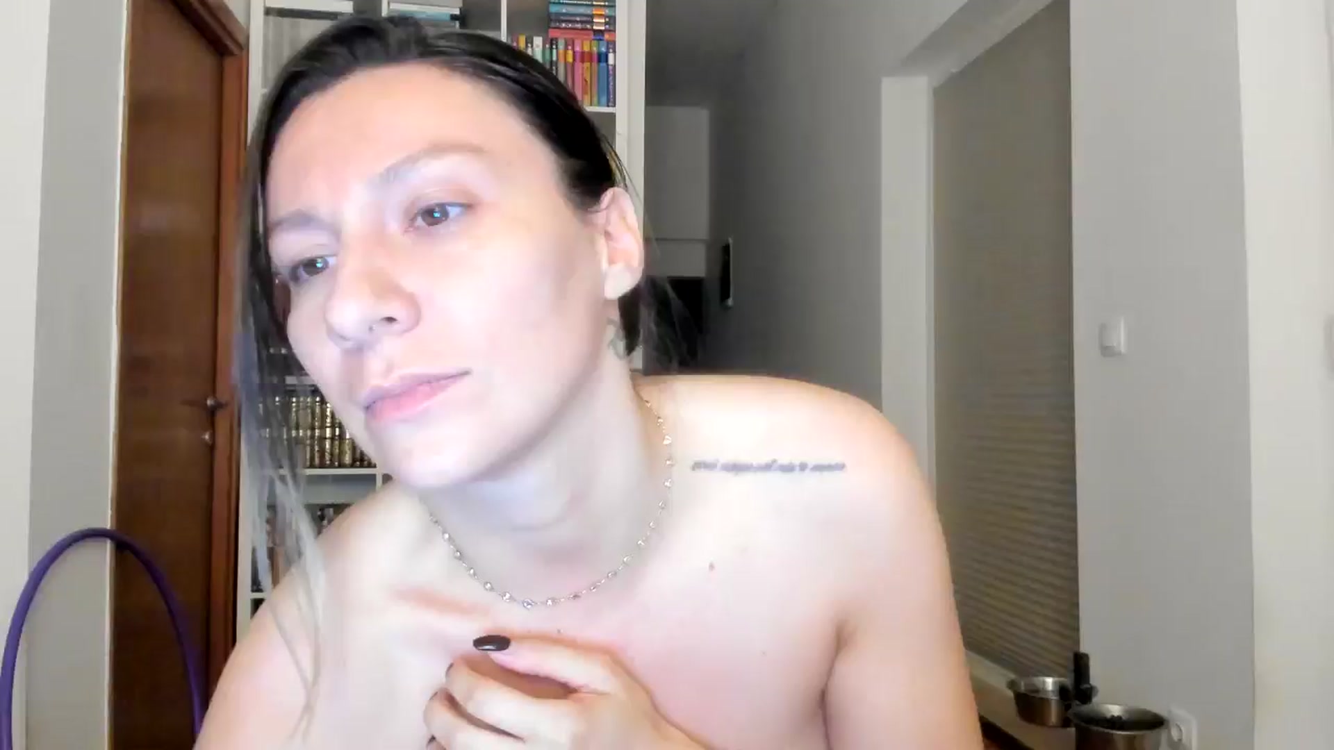 Gallery image thumbnail from ItsEvie's myfreecams stream on, 07/08/2025, 24:50 image 13 of 20
