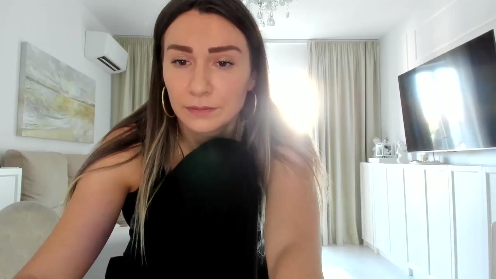 Gallery image thumbnail from ItsEvie's myfreecams stream on, 07/26/2025, 16:14 image 6 of 20