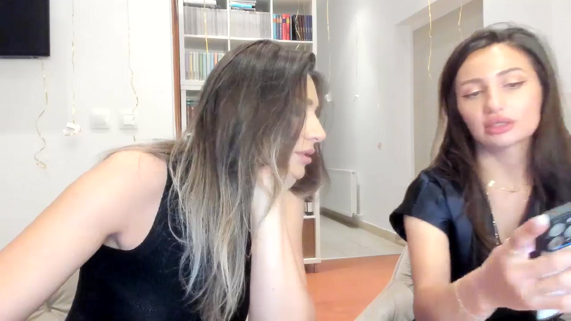 Gallery image thumbnail from ItsEvie's myfreecams stream on, 08/02/2025, 20:34 image 14 of 20