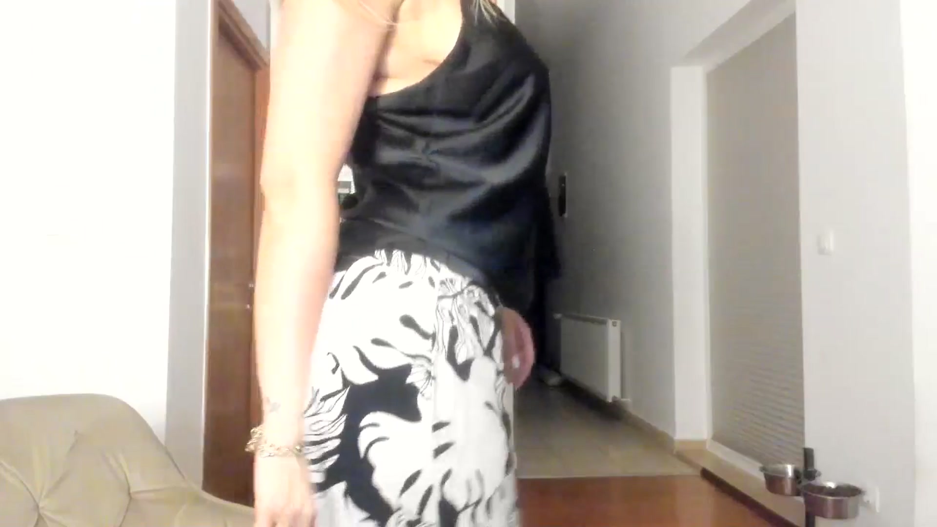 Gallery image thumbnail from ItsEvie's myfreecams stream on, 08/06/2025, 23:11 image 4 of 20