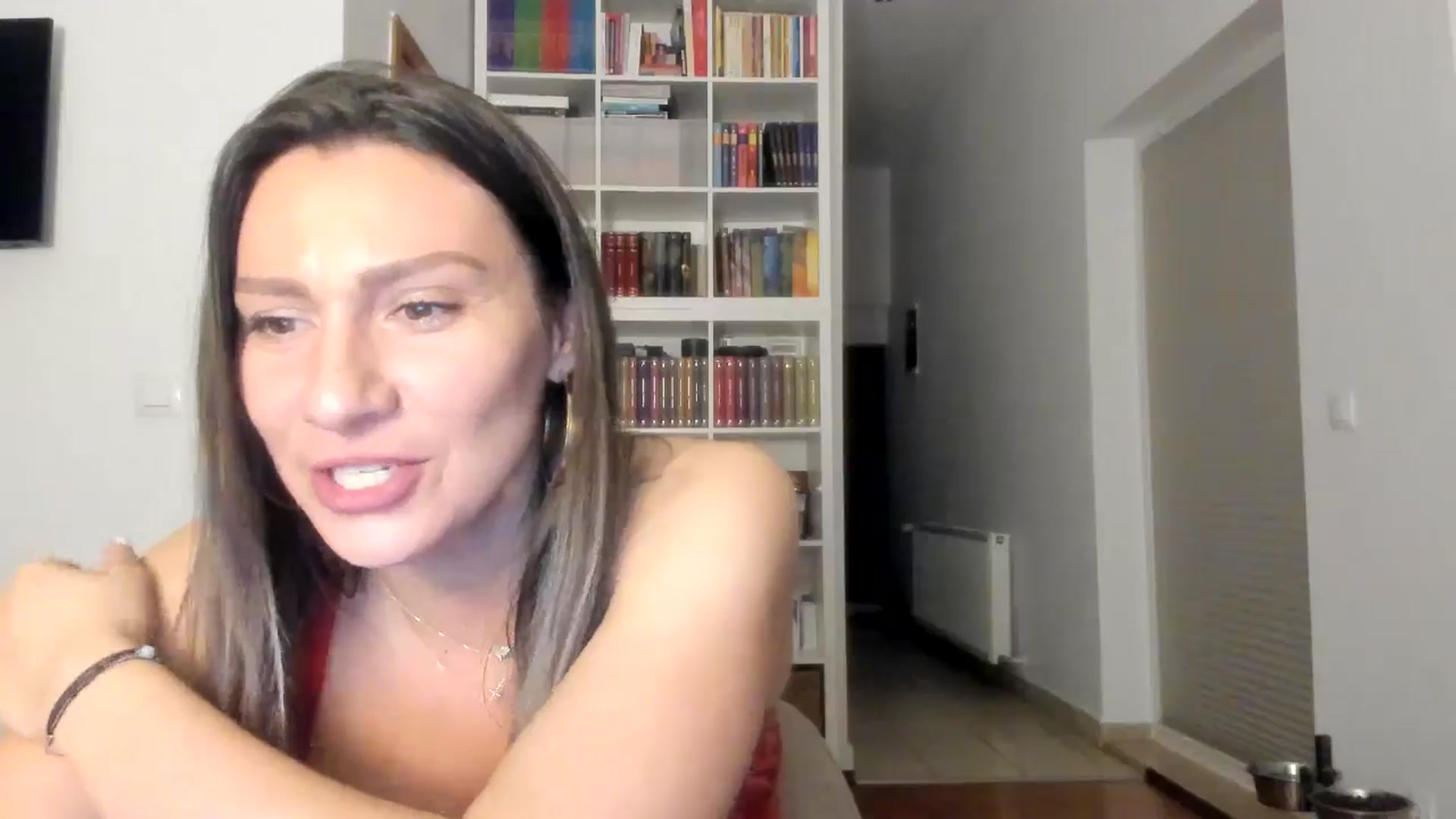 Gallery image thumbnail from ItsEvie's myfreecams stream on, 08/10/2025, 22:57 image 2 of 20