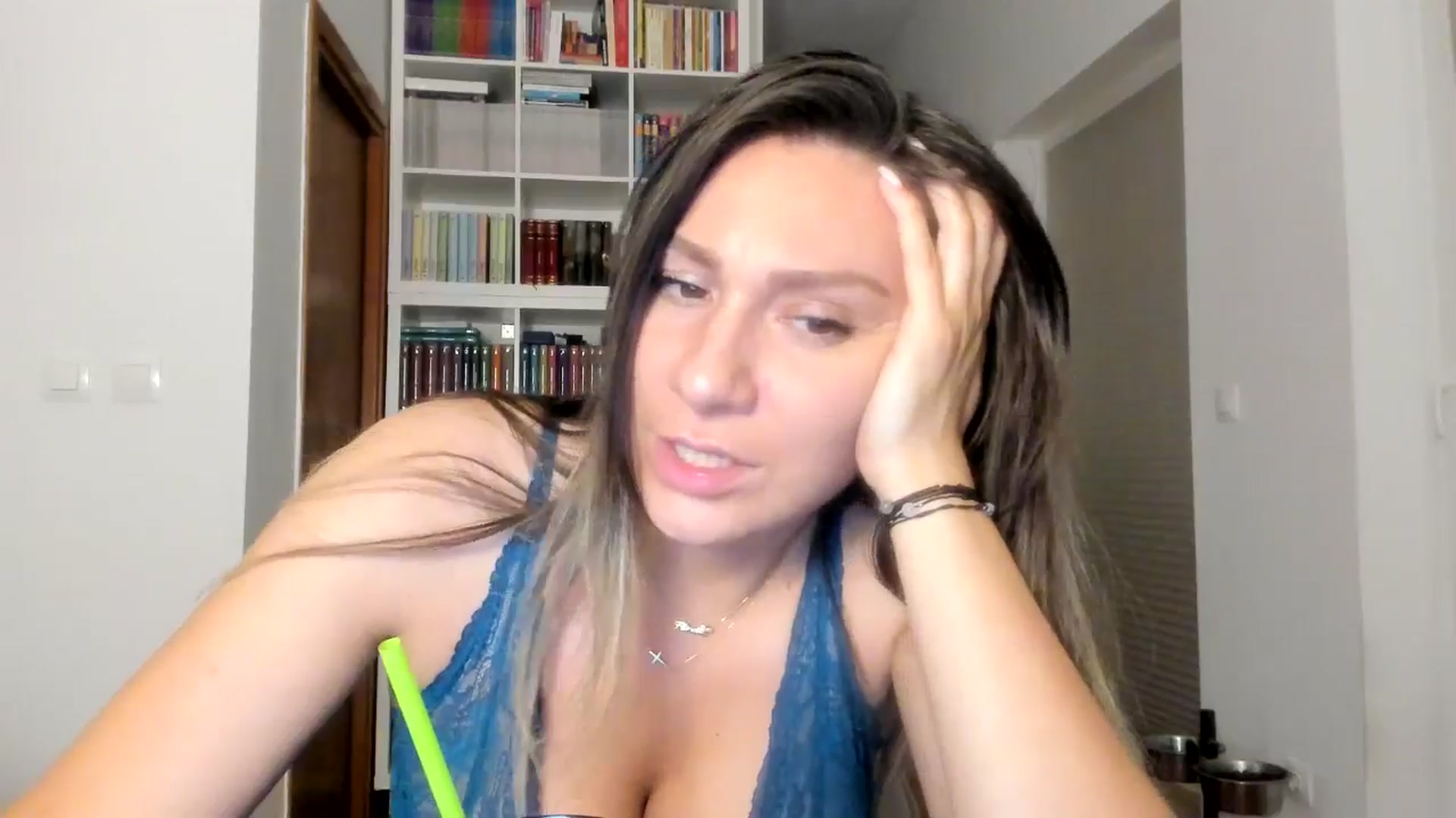 Gallery image thumbnail from ItsEvie's myfreecams stream on, 08/11/2025, 23:01 image 17 of 20
