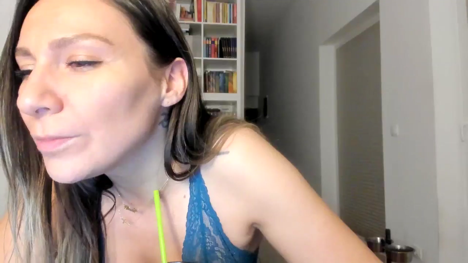 Gallery image thumbnail from ItsEvie's myfreecams stream on, 08/11/2025, 23:01 image 15 of 20